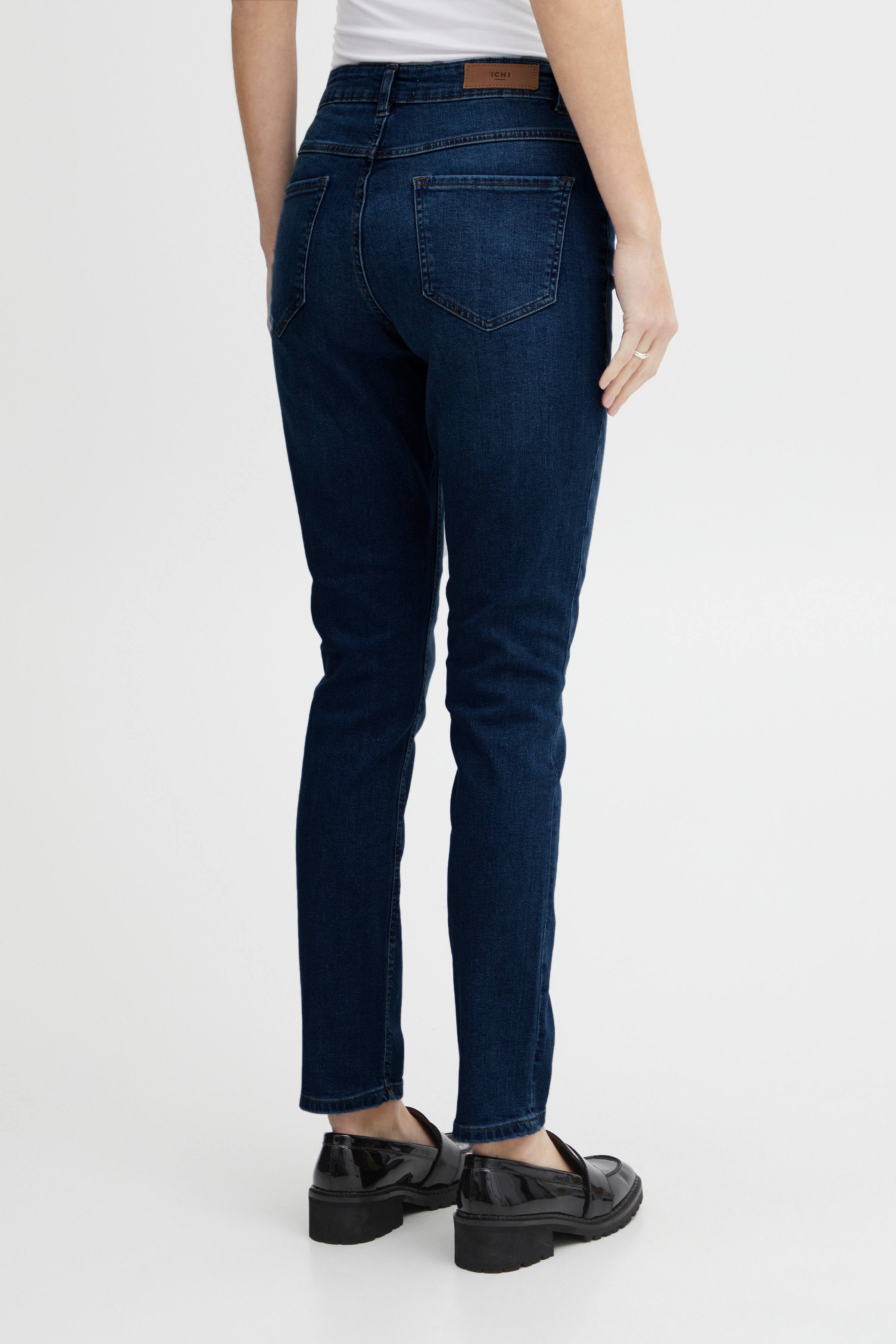 IHTWIGGY Jeans LOOKBOOK BACK 20116473-19038