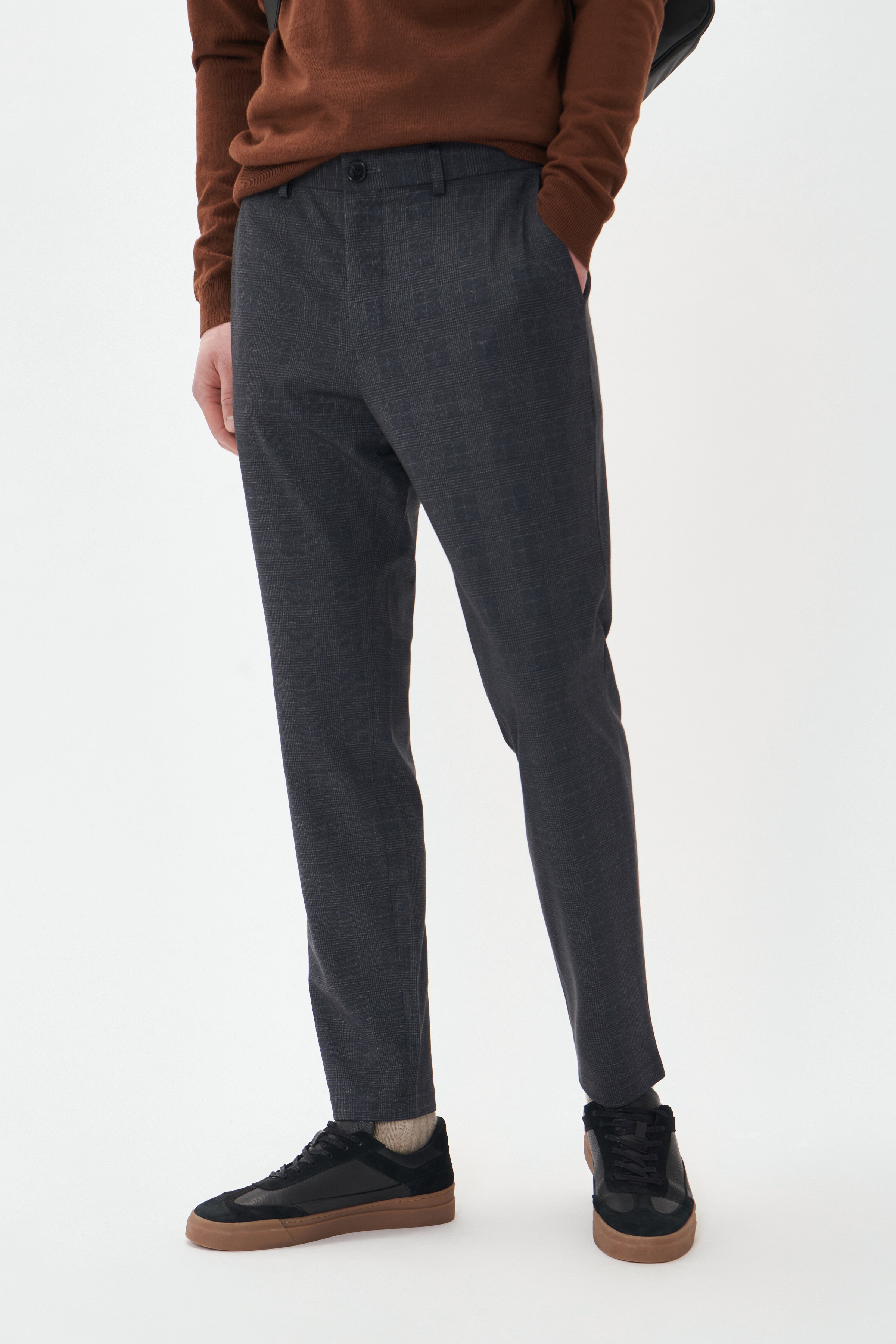 MAliam Trousers LOOKBOOK FRONT 30207407-194011