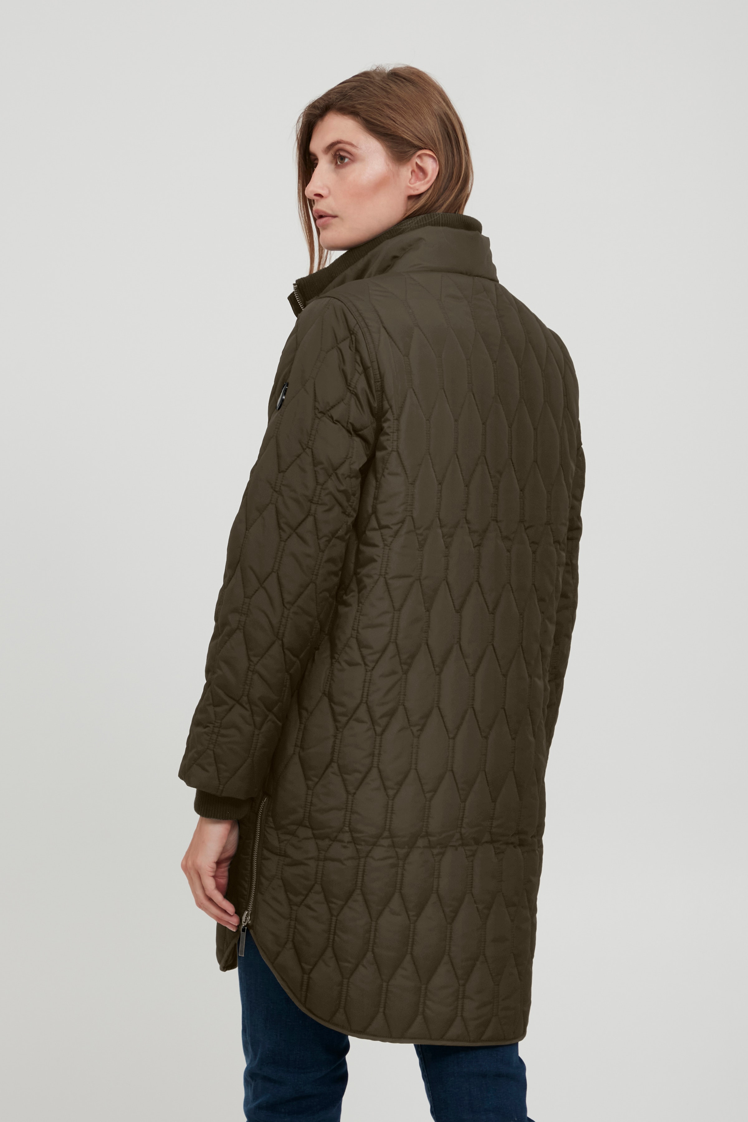 Outerwear LOOKBOOK BACK 20609447-190506