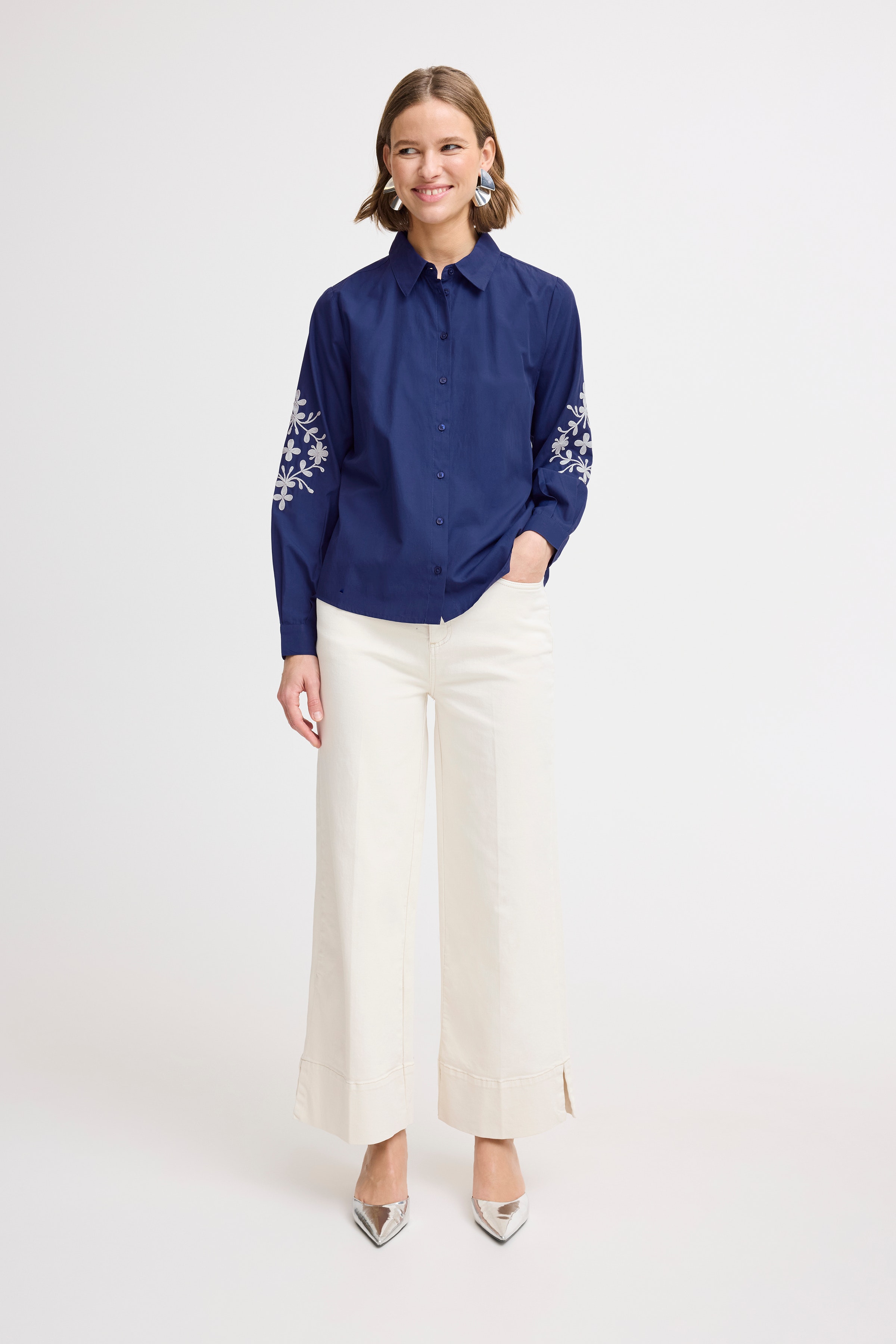 BYHETILA Skjorte LOOKBOOK FRONT 20816242-193933