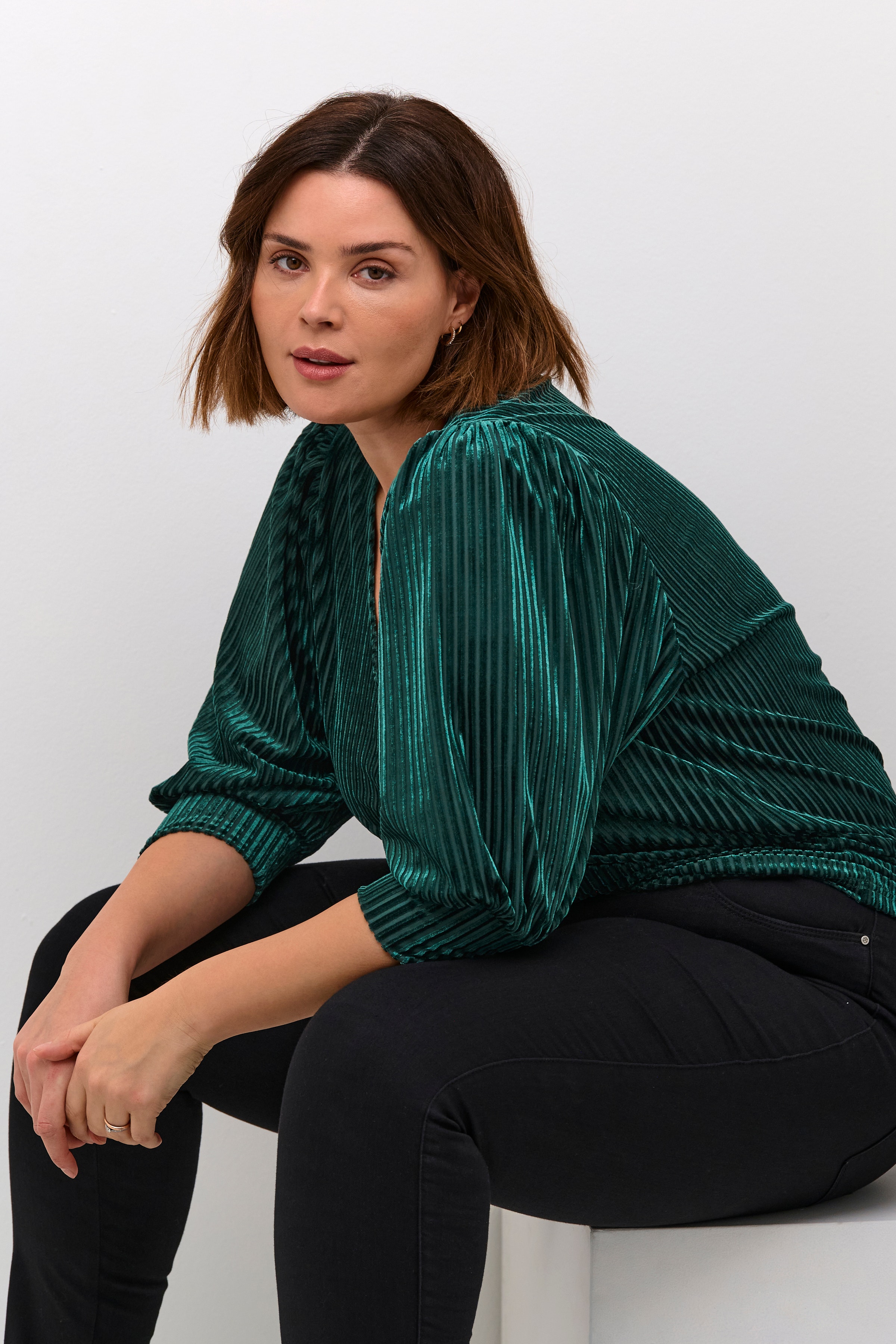 KCcacanna Blouse LOOKBOOK DETAIL 10581210-106796