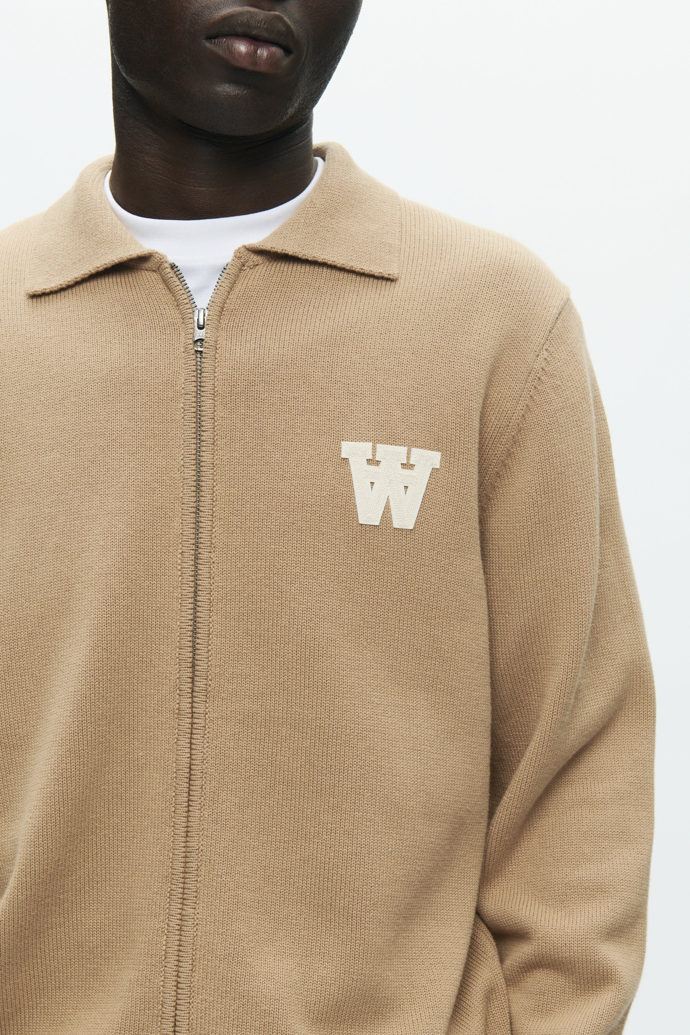 WWTay Vest LOOKBOOK DETAIL 30251953-181022