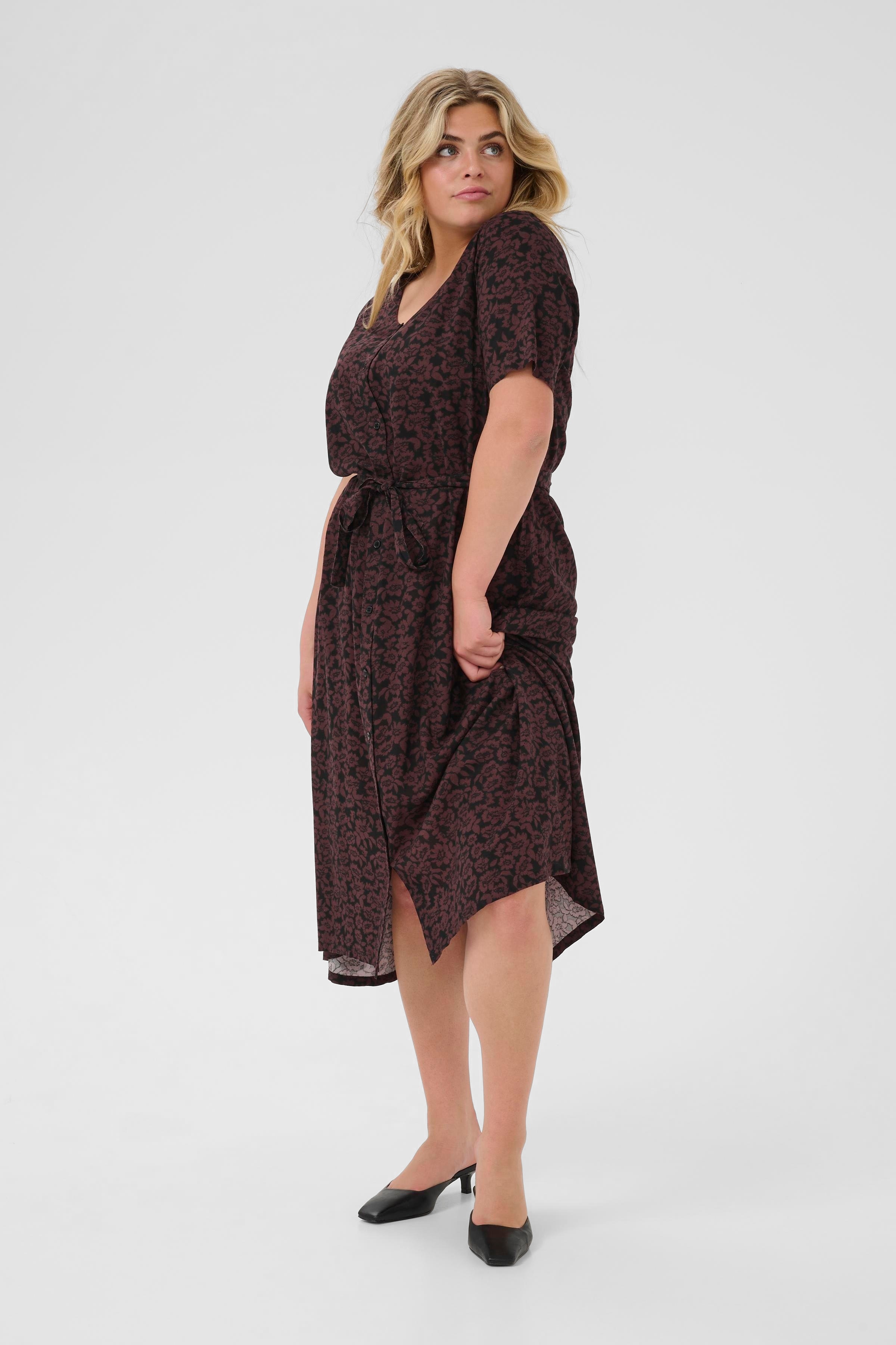 KCbella Jurk LOOKBOOK FRONT 10582487-107734