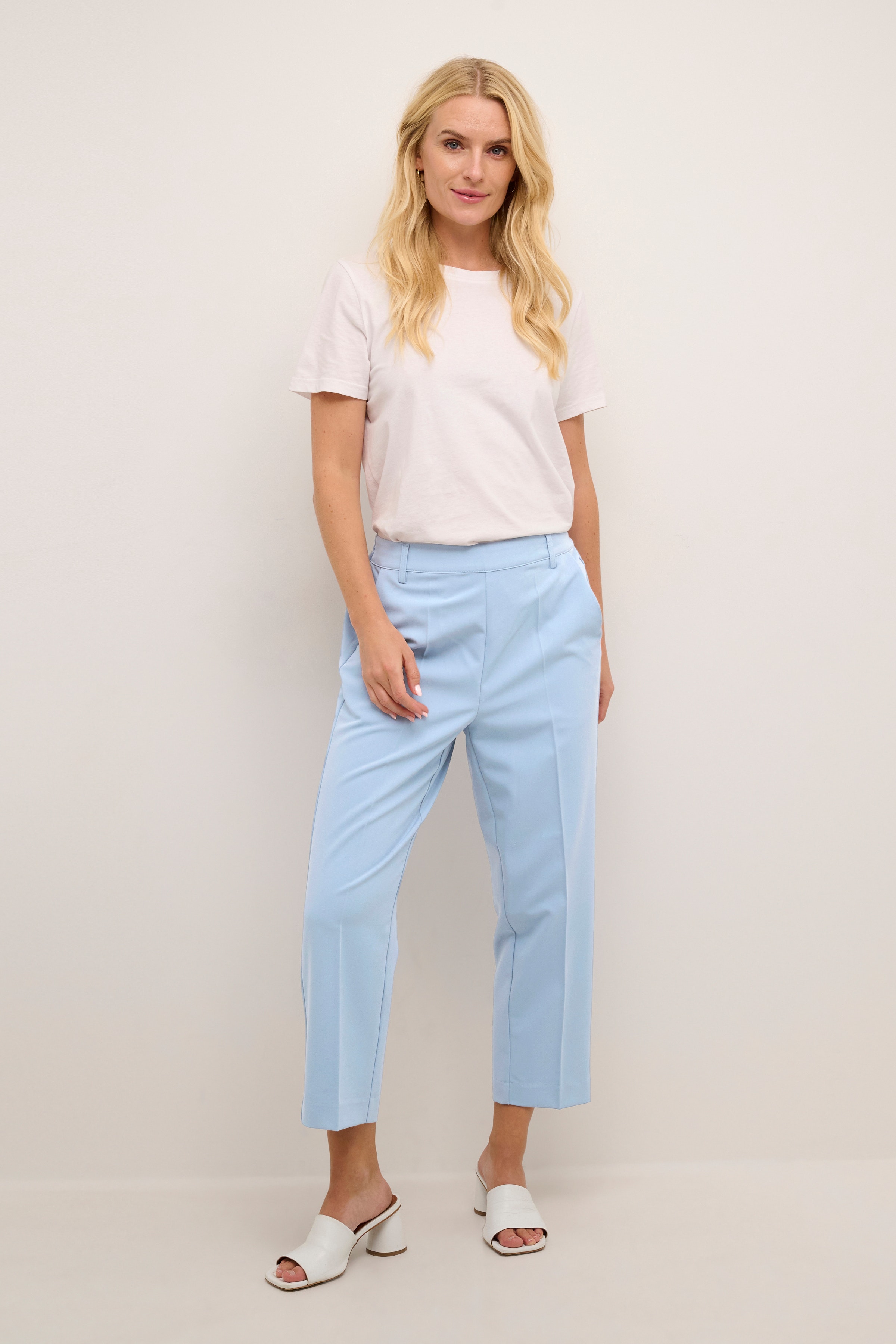 KAsakura Trousers LOOKBOOK FRONT 10506127-174021