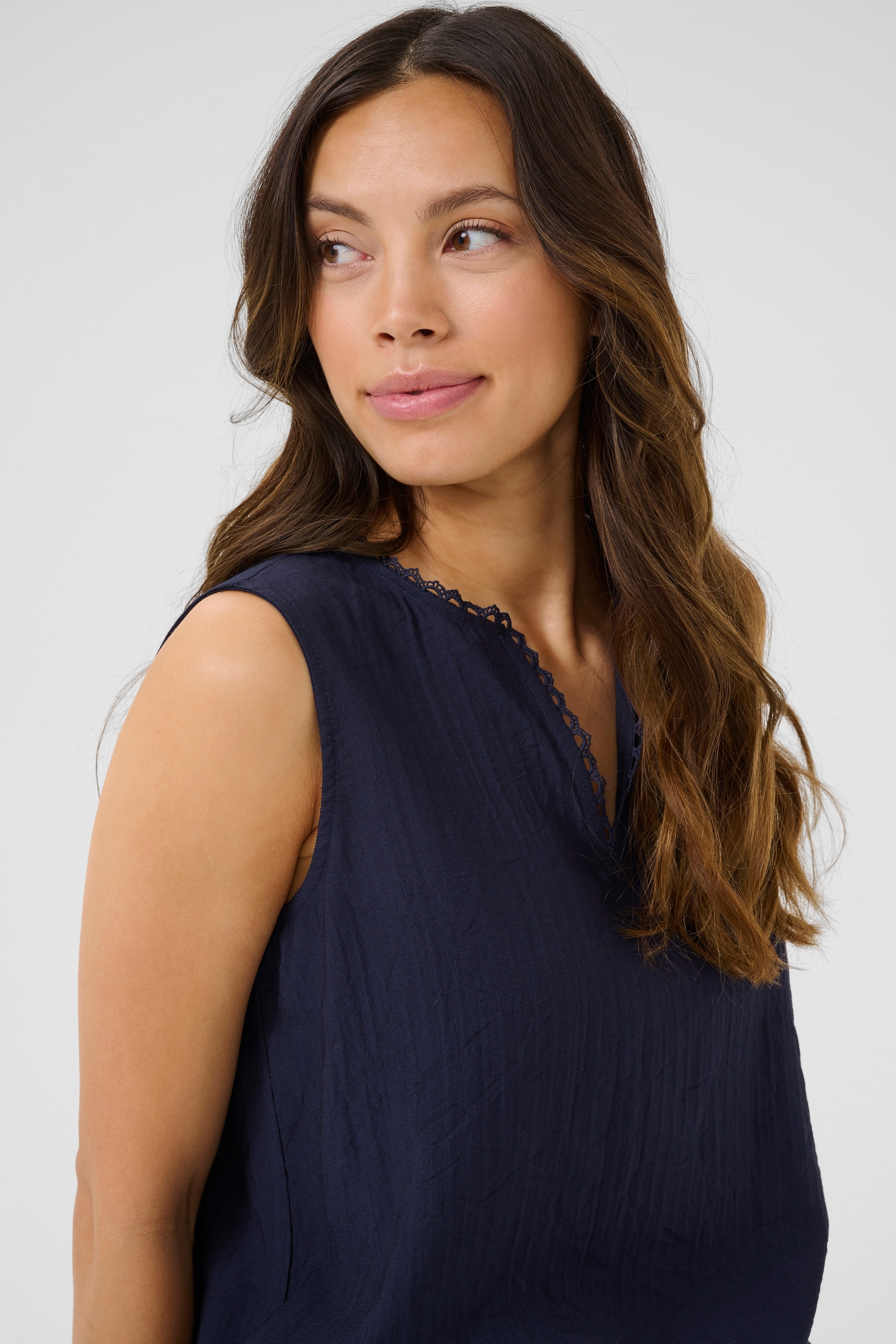 CRLori Bluse LOOKBOOK DETAIL 10613829-193923
