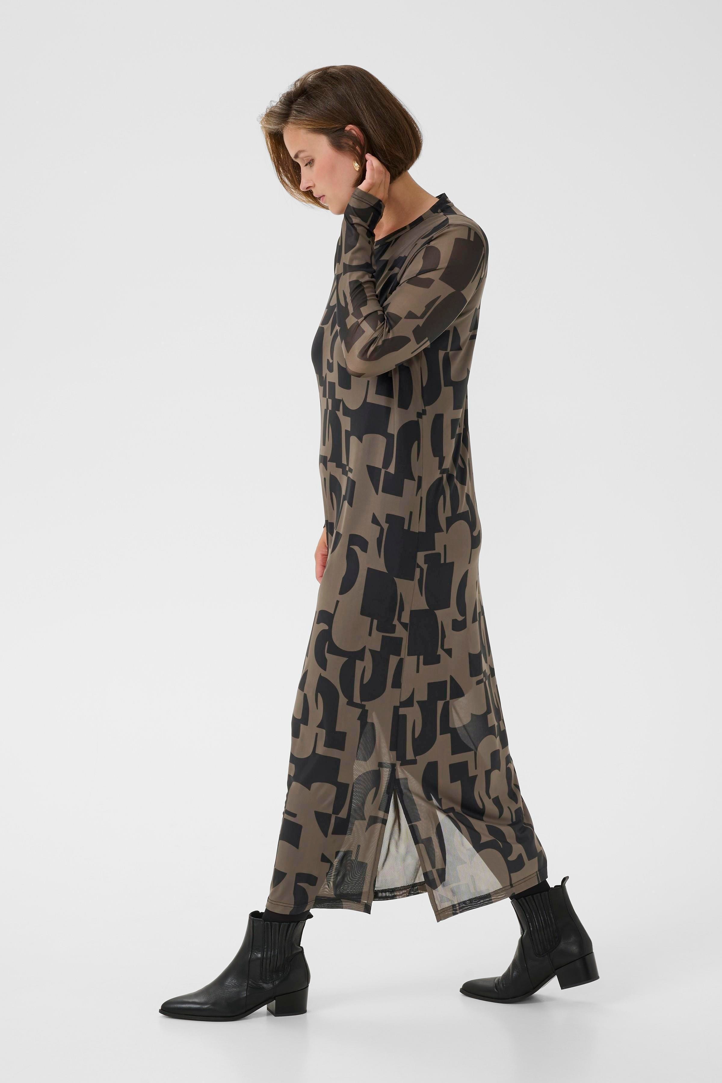 BPzia Dress LOOKBOOK FRONT 40200064-108699