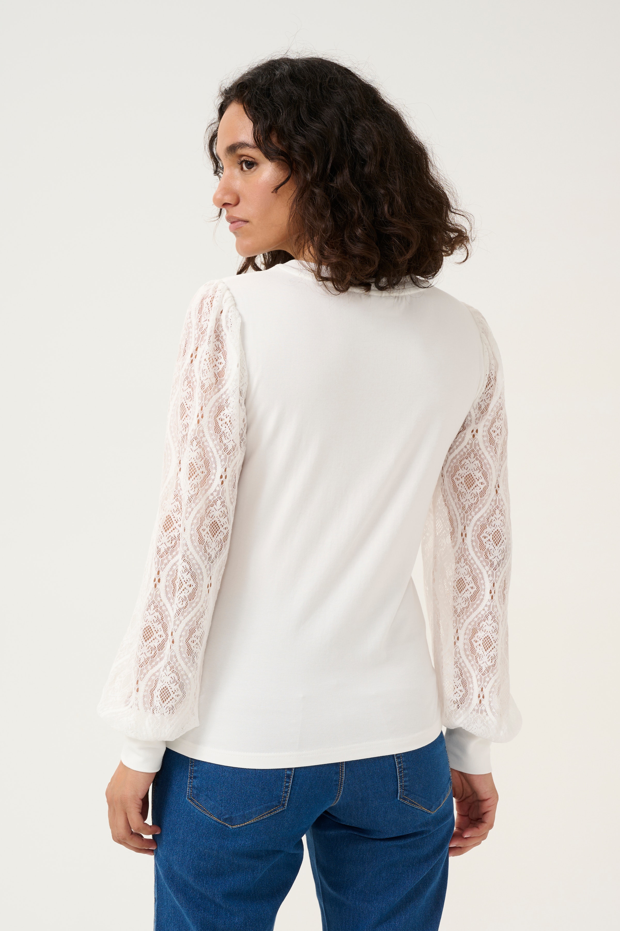 KAnima Bluse LOOKBOOK BACK 10509520-110602