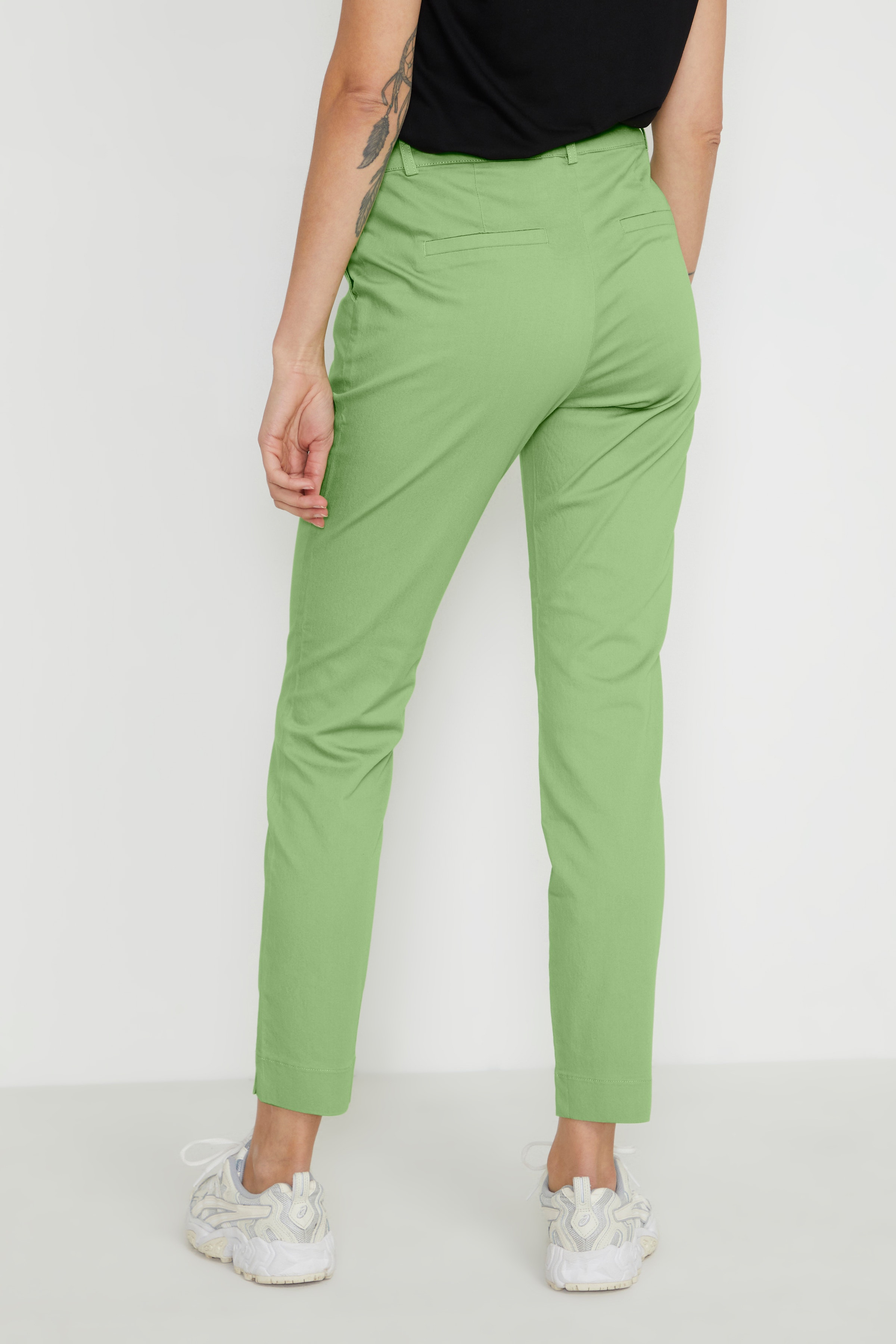 KAlea Bukser LOOKBOOK BACK 10505191-156316