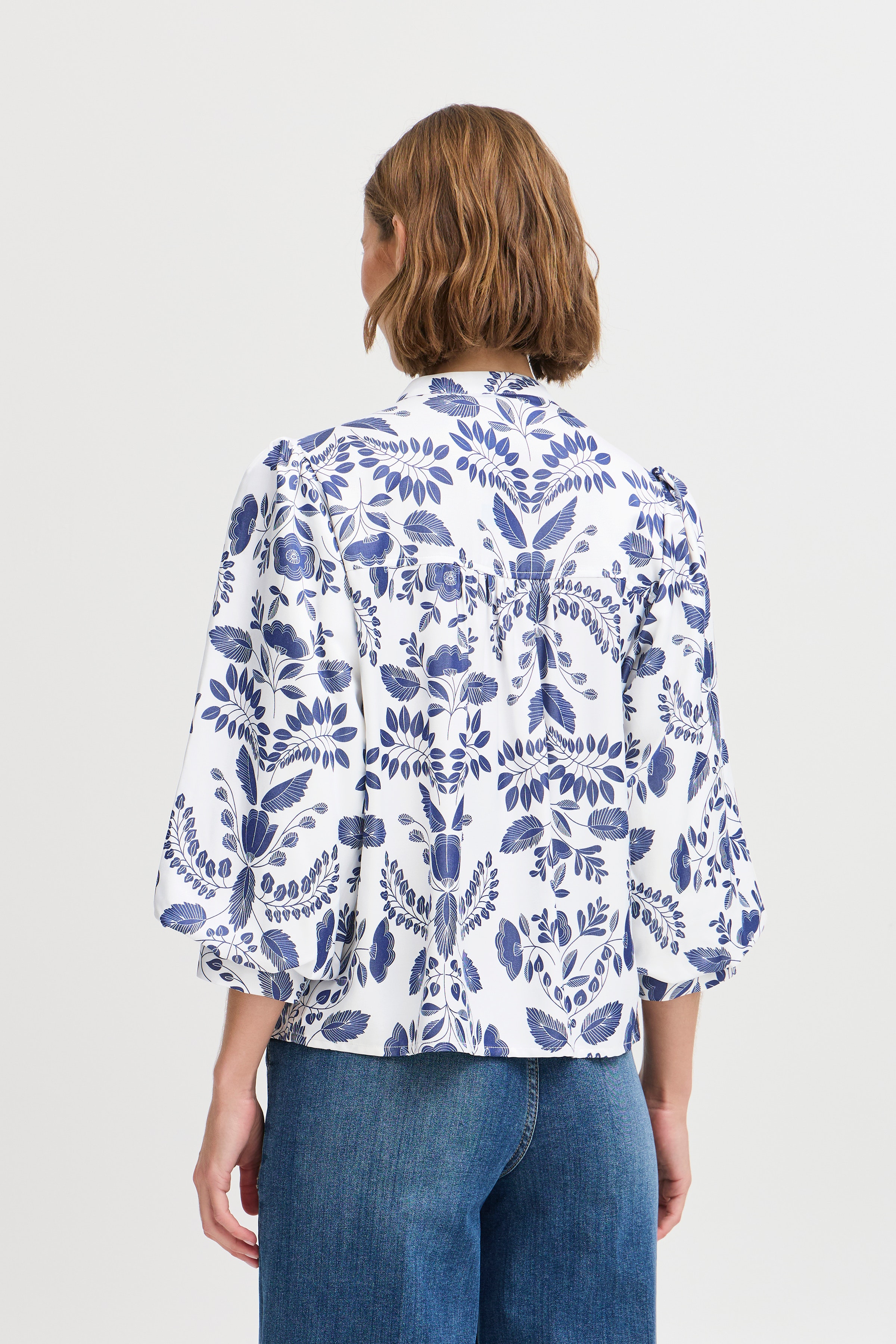 BYISOLDA Bluse LOOKBOOK BACK 20816189-204076