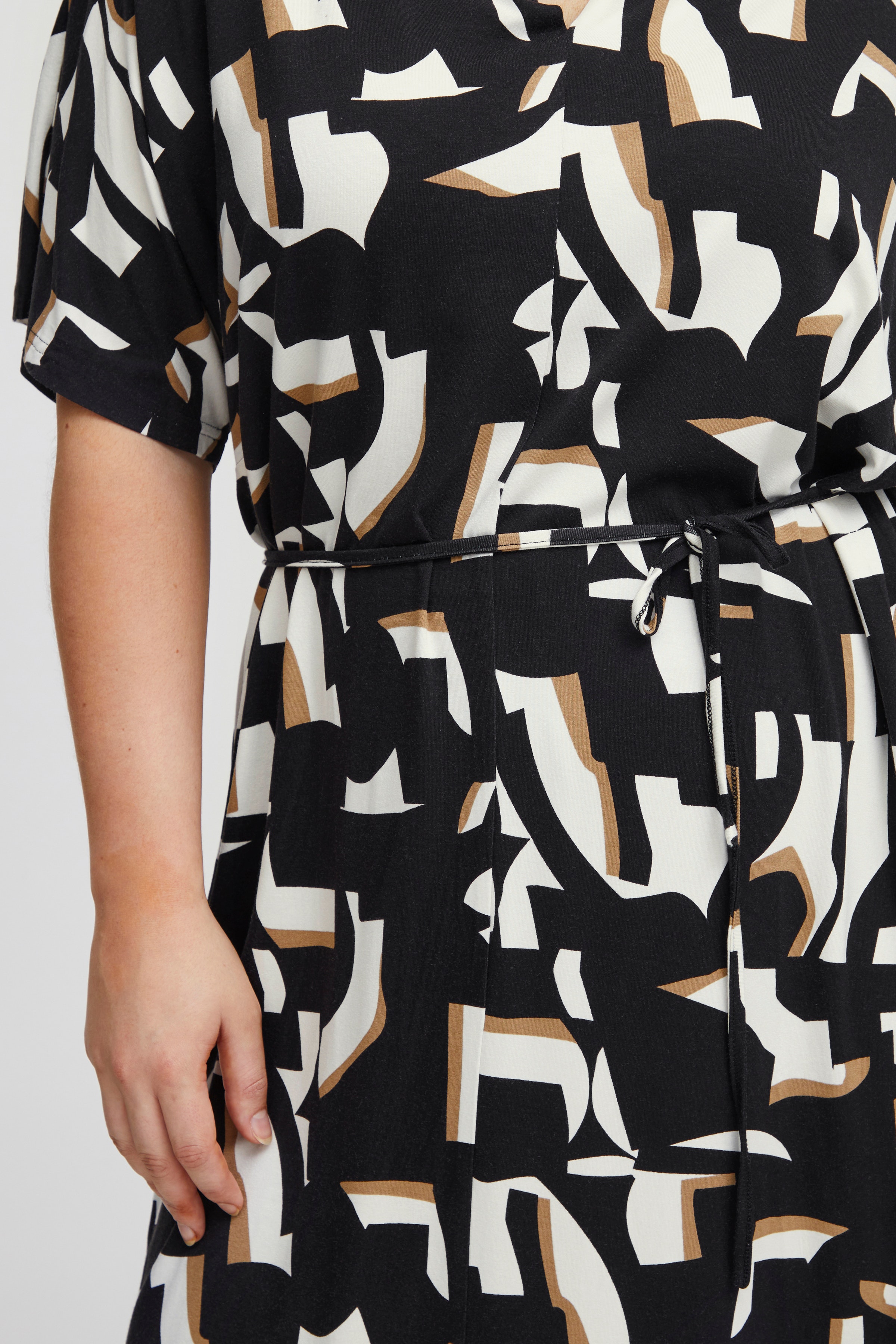 Kleid LOOKBOOK DETAIL 20612561-200608