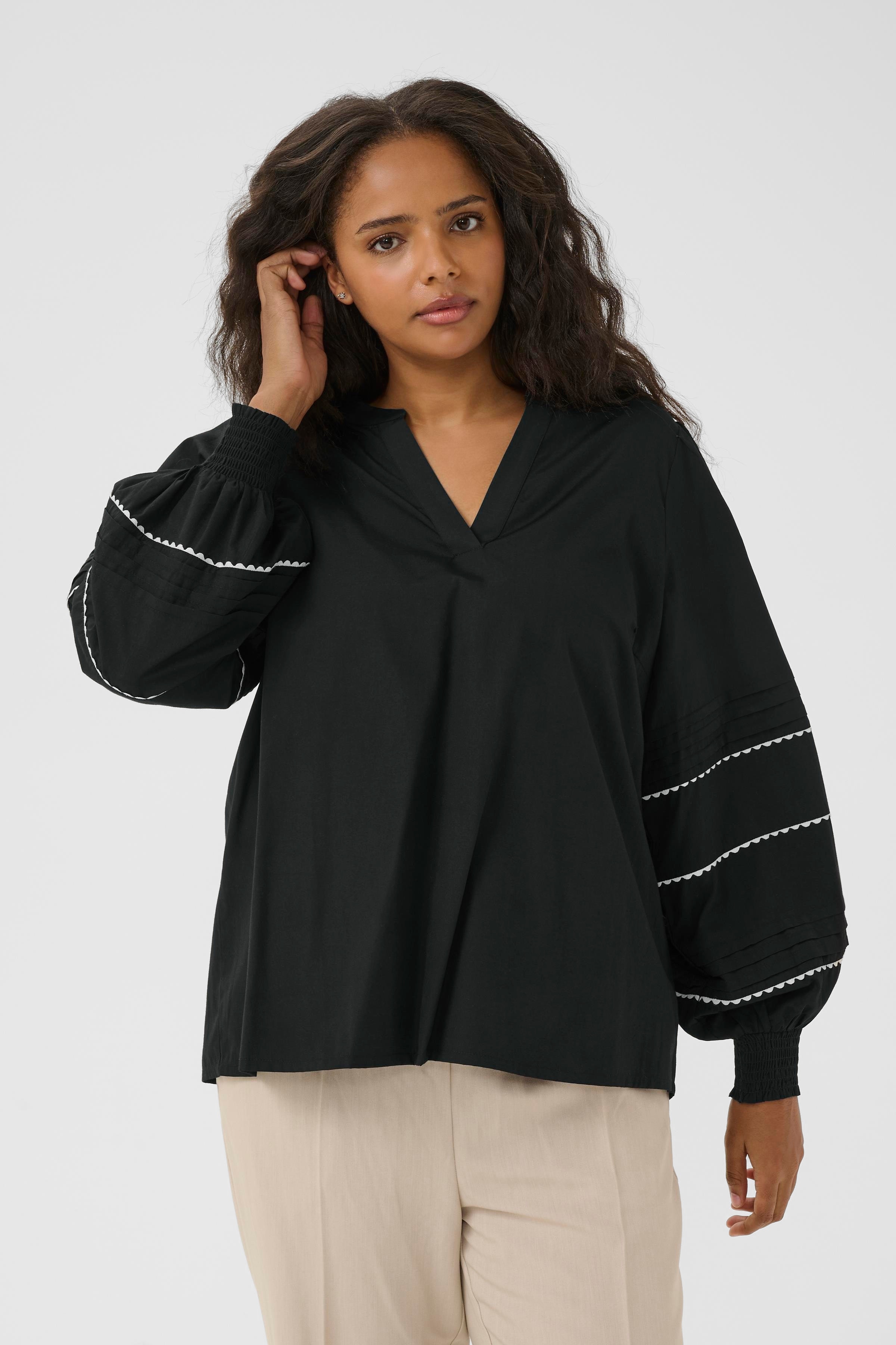 KCariel Bluse LOOKBOOK FRONT 10583431-100121