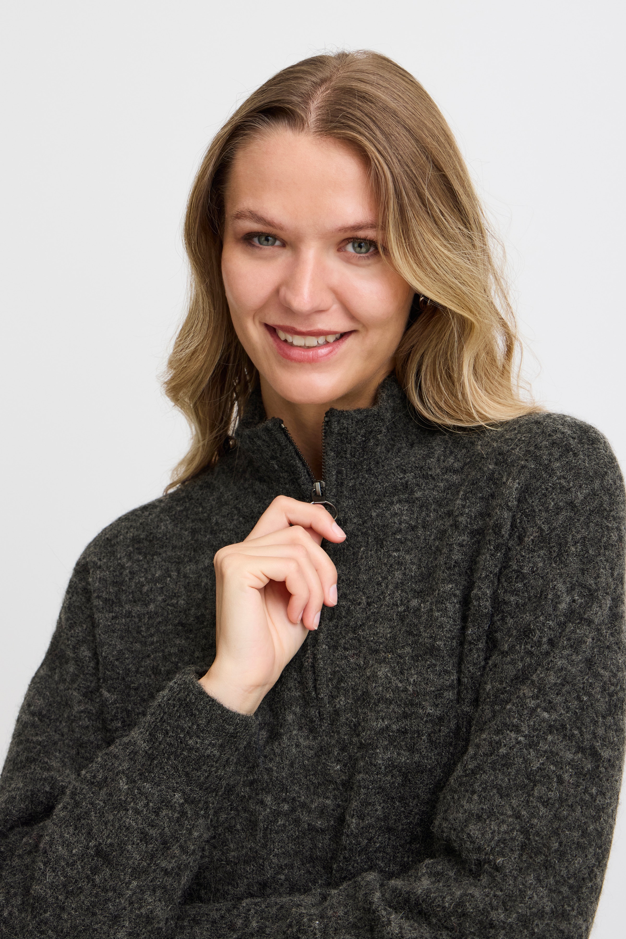 FRSANNY Kjole LOOKBOOK DETAIL 20614681-202490