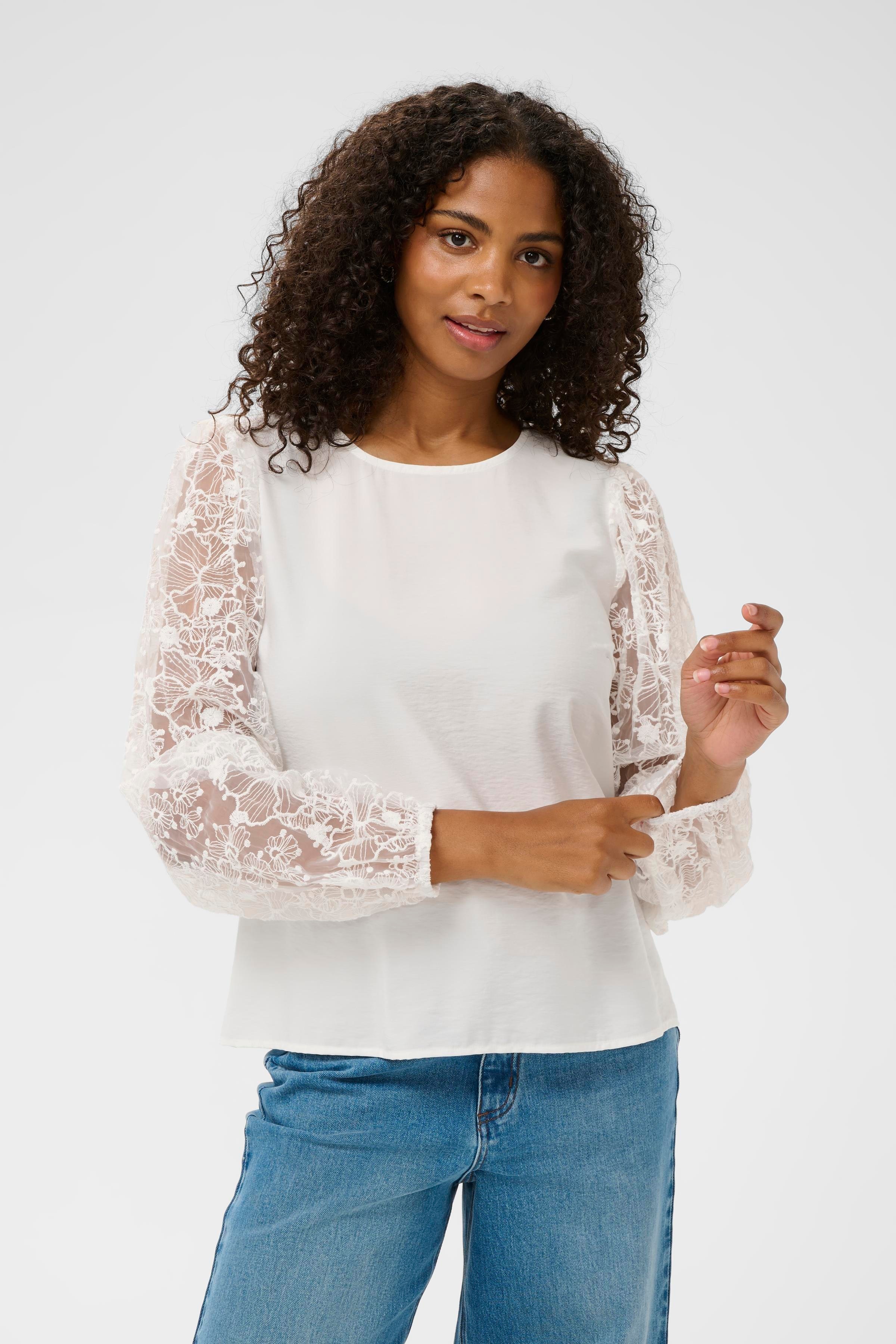 KAsandra Bluse LOOKBOOK FRONT 10511192-110602