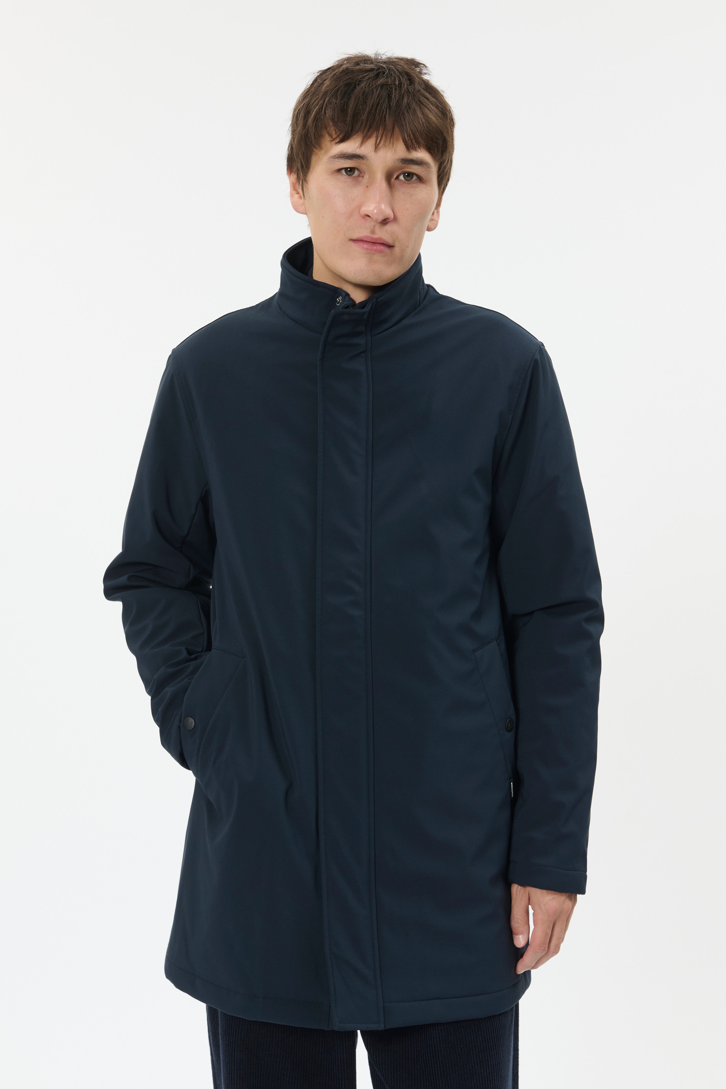 MAmiles Mantel LOOKBOOK FRONT 30205082-194011