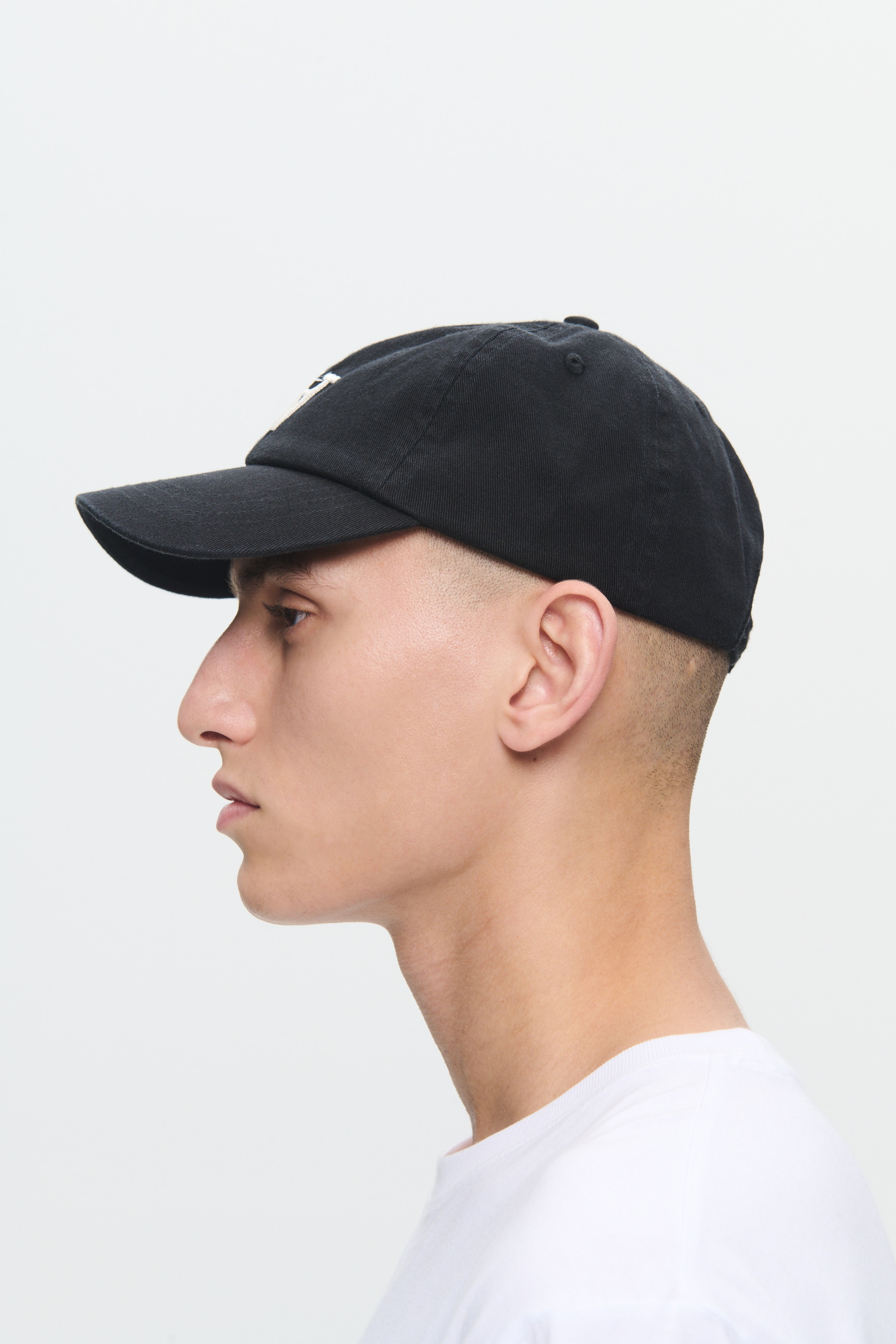 WWEli Cap LOOKBOOK FRONT 30251374-303700