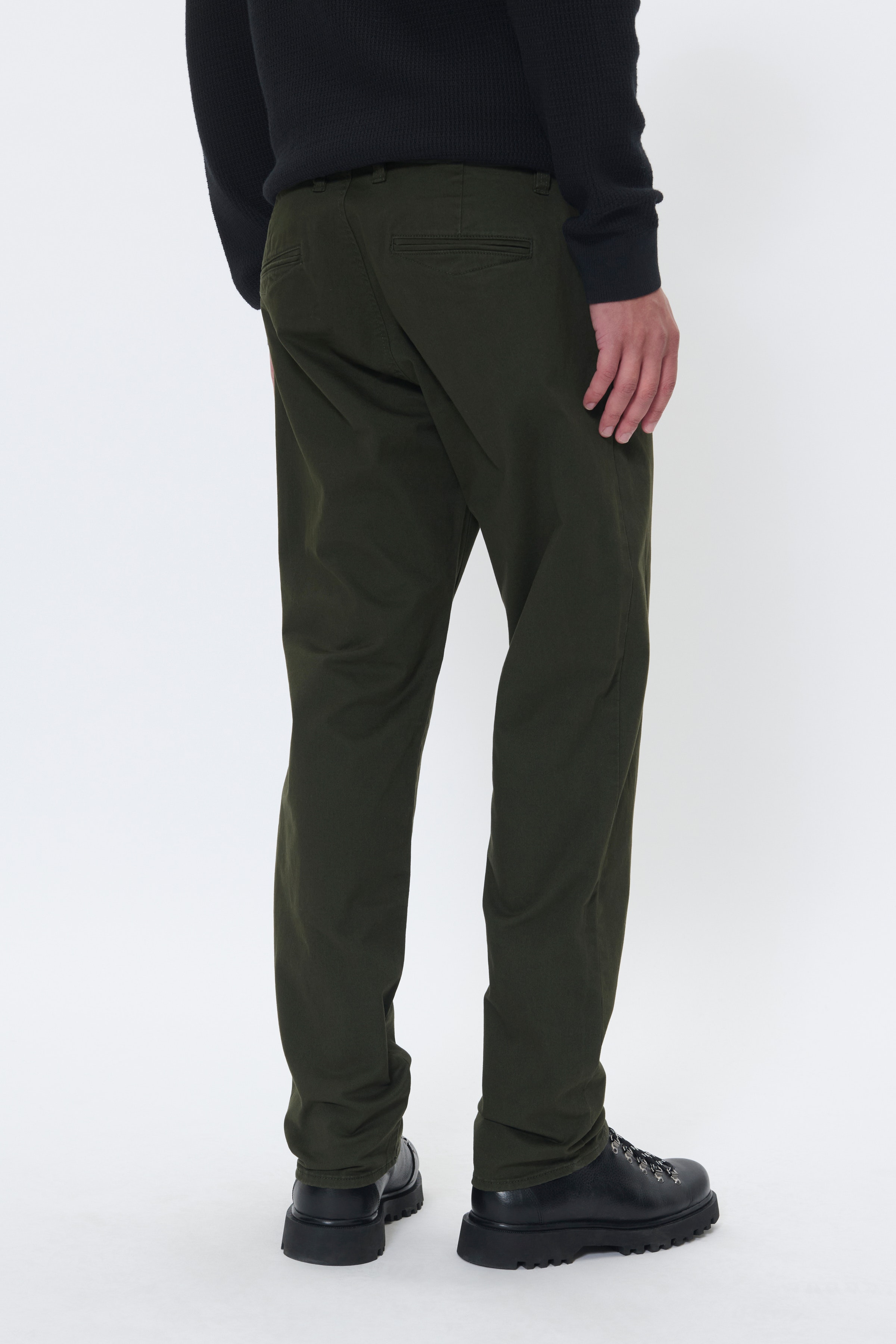 MABrent Trousers LOOKBOOK BACK 30207455-190509