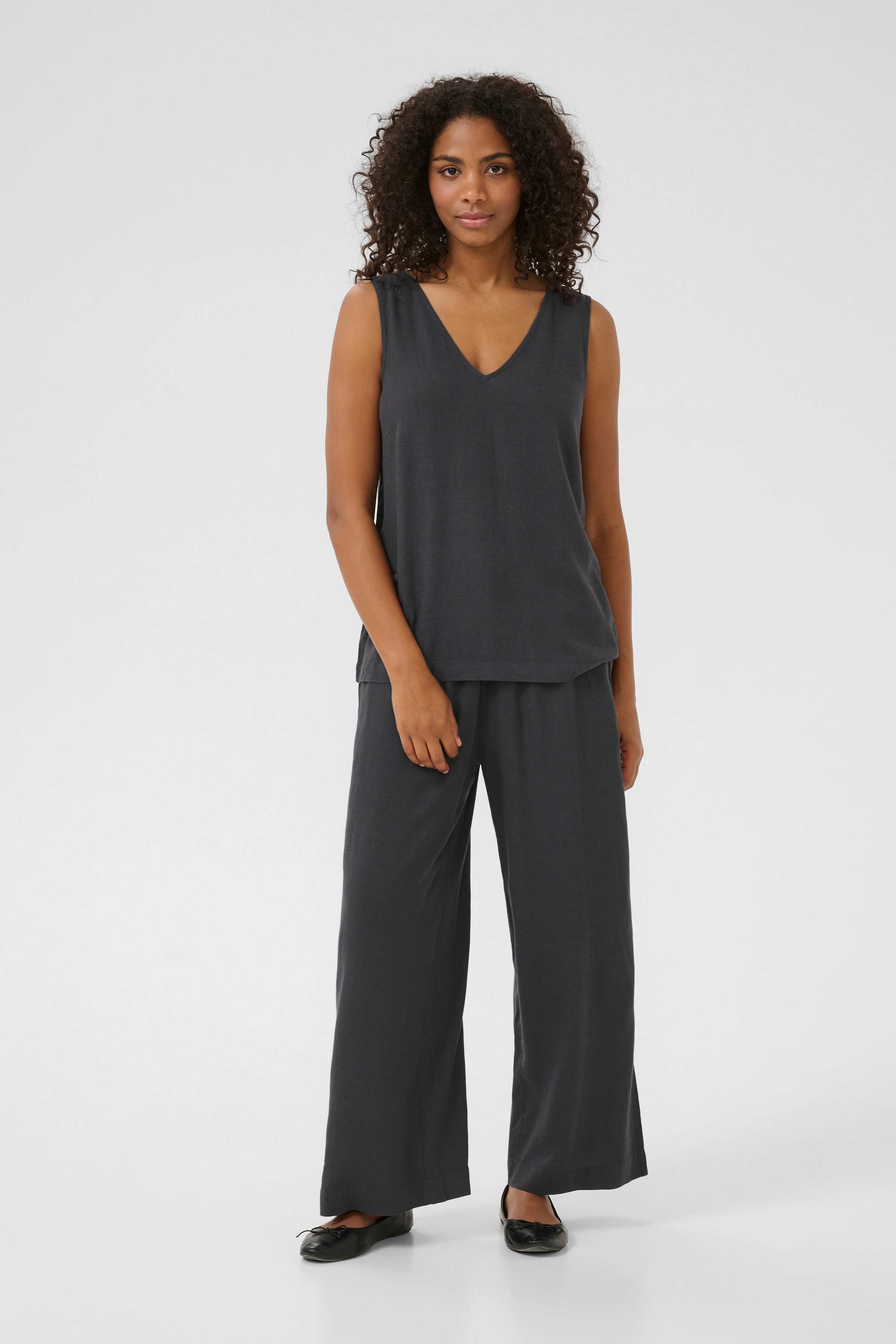 KAmilia Lin Top LOOKBOOK FRONT 10508426-190205