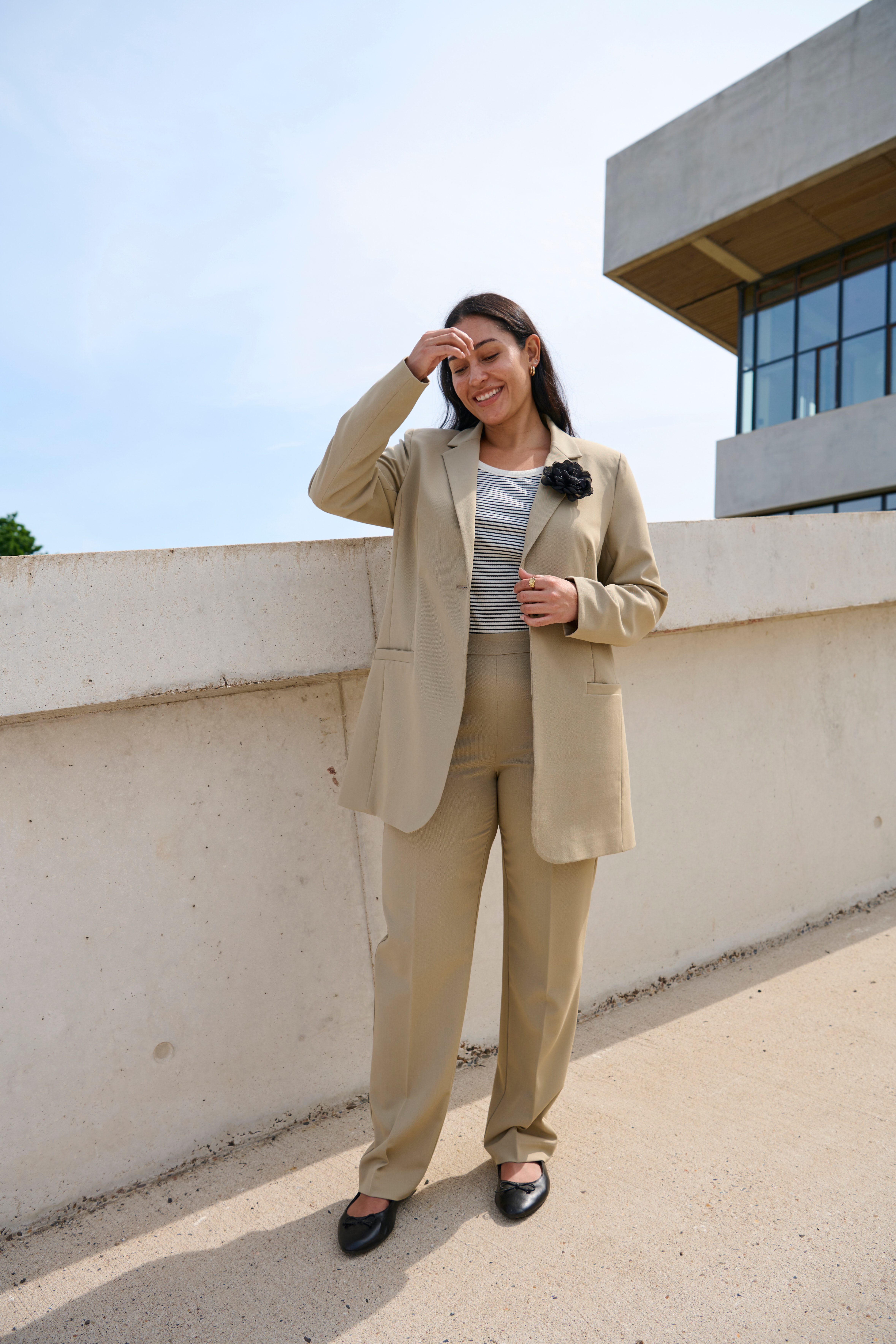 KCsakira Blazer LOCATION NONE 10582132-171109