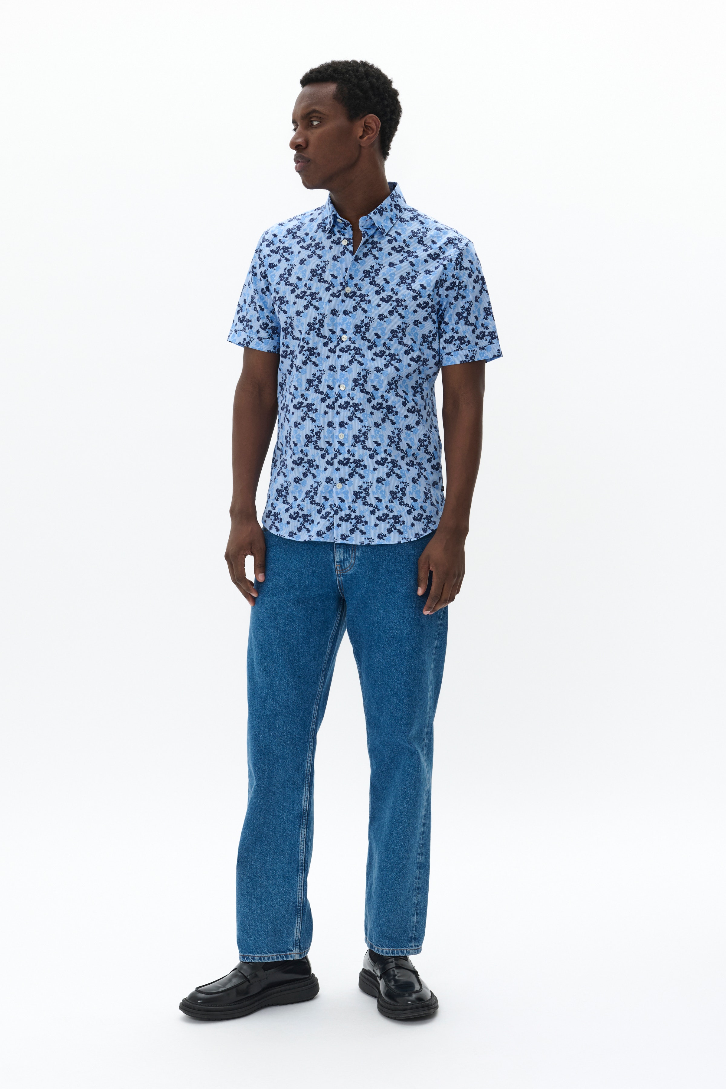 MAtrostol Skjorta LOOKBOOK FRONT 30208043-154030