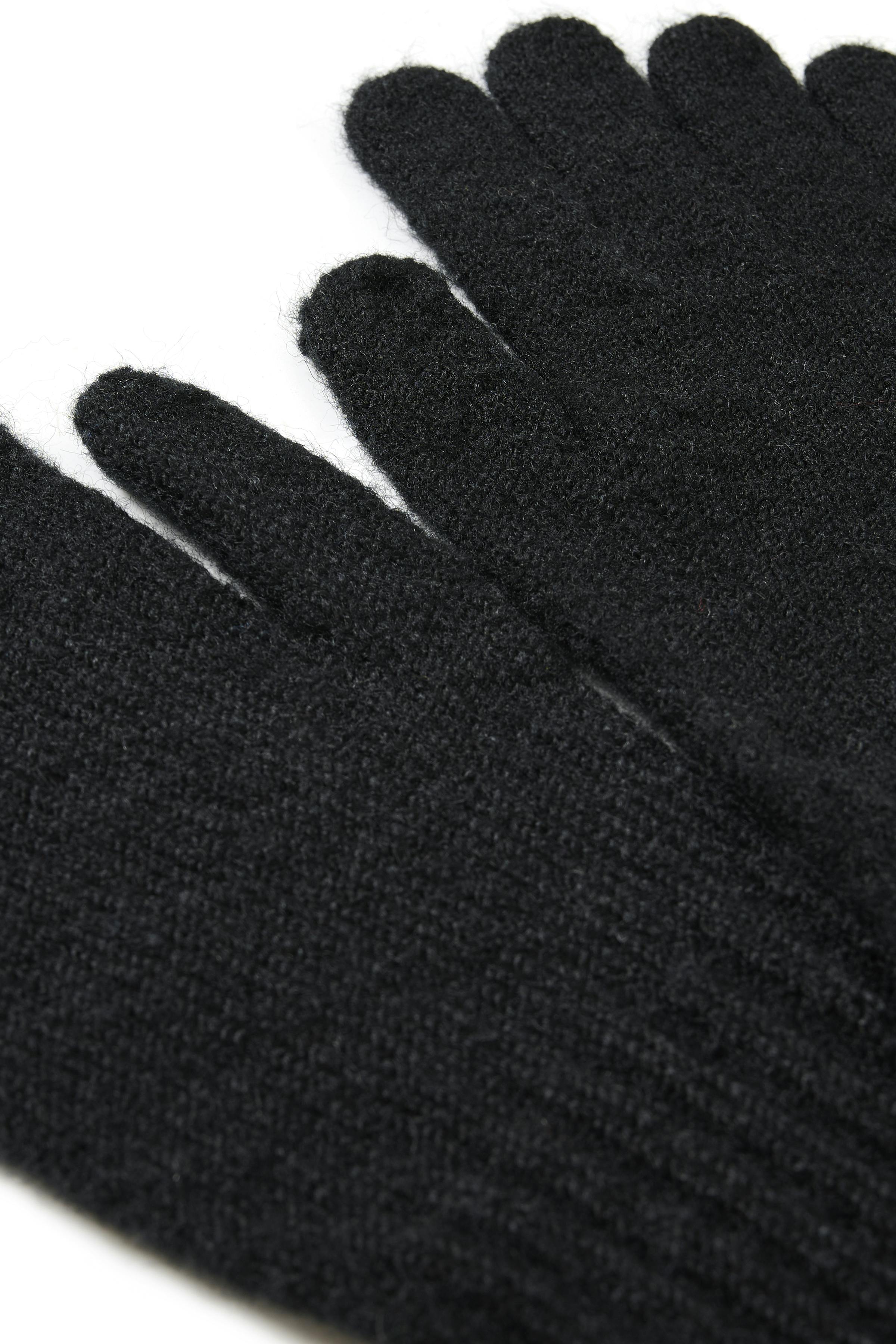 SLEvilla Gloves PACK DETAIL 30408335-194008