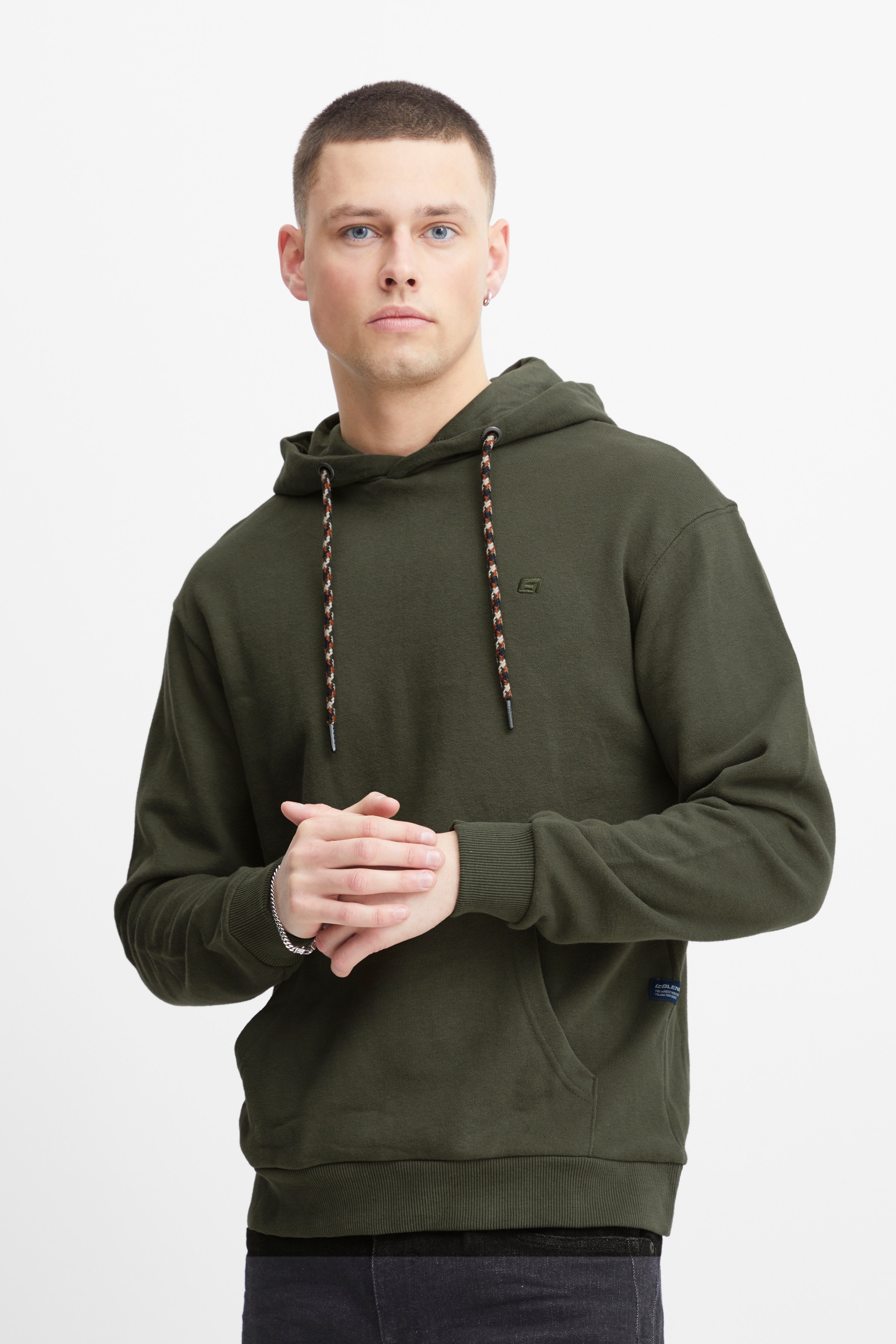 Hættebluse LOOKBOOK FRONT 20712804-190413
