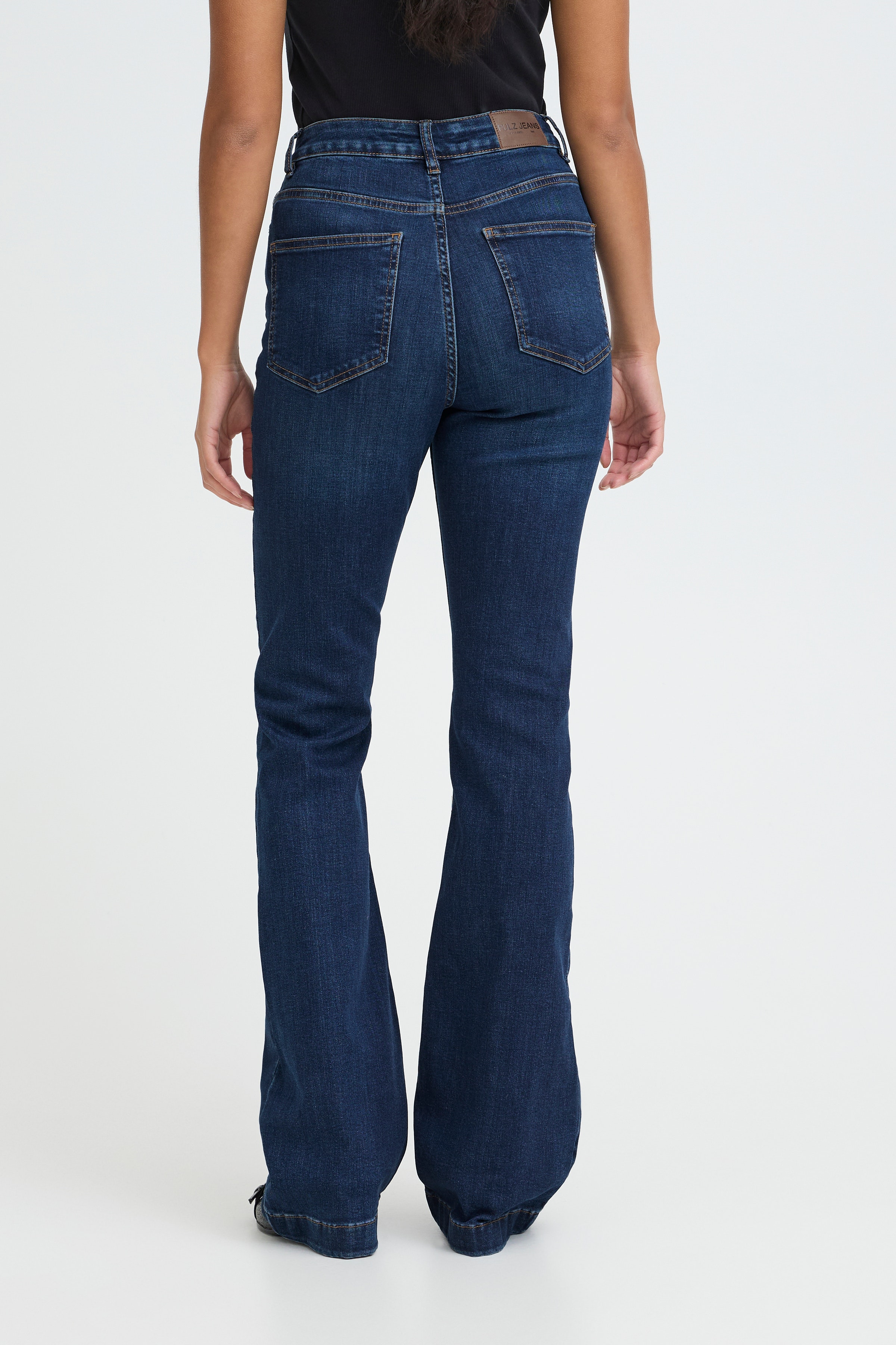 PZBECCA Jeans LOOKBOOK BACK 50207285-200002