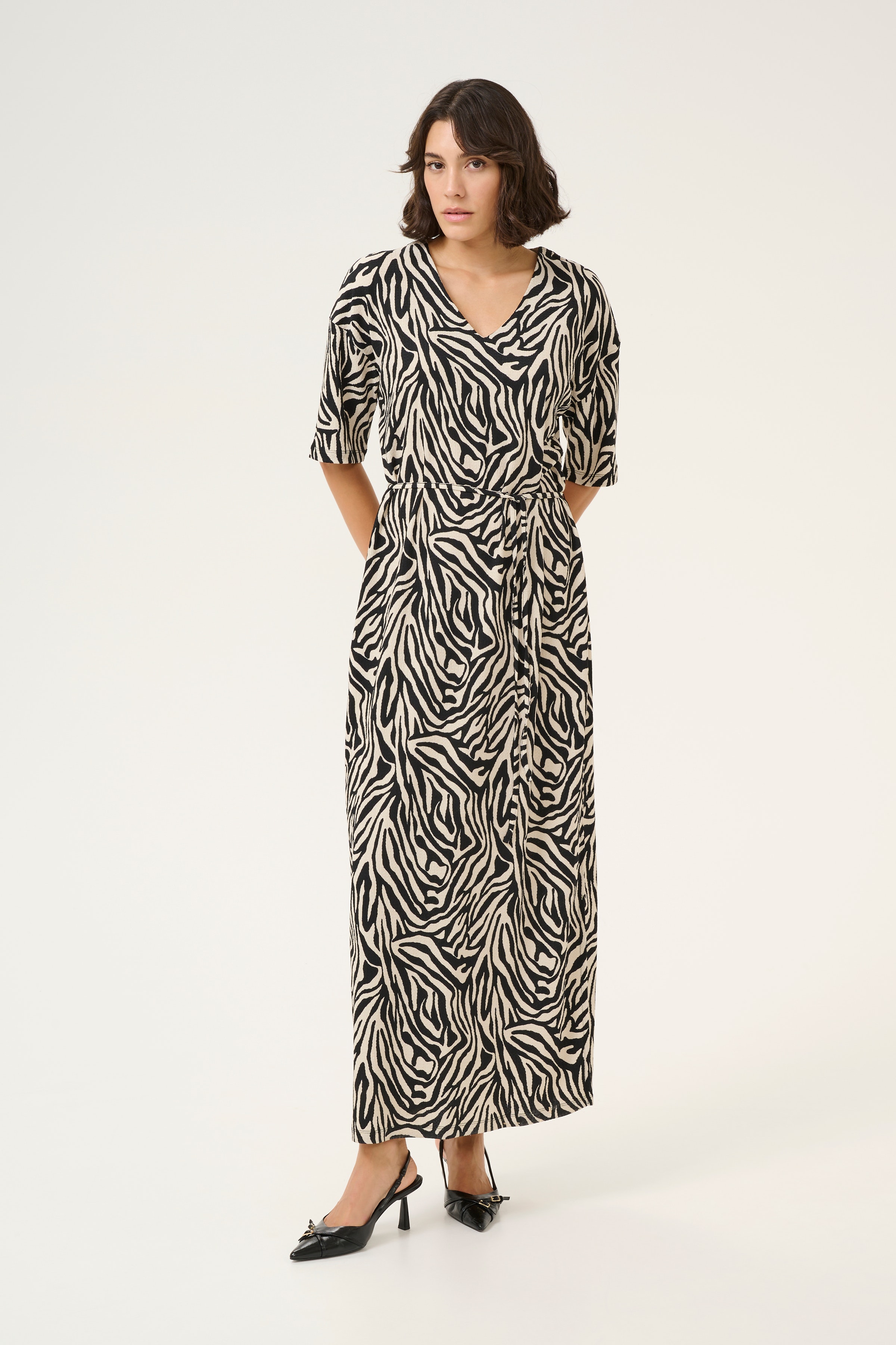 KAivanna Kjole LOOKBOOK FRONT 10509781-107295