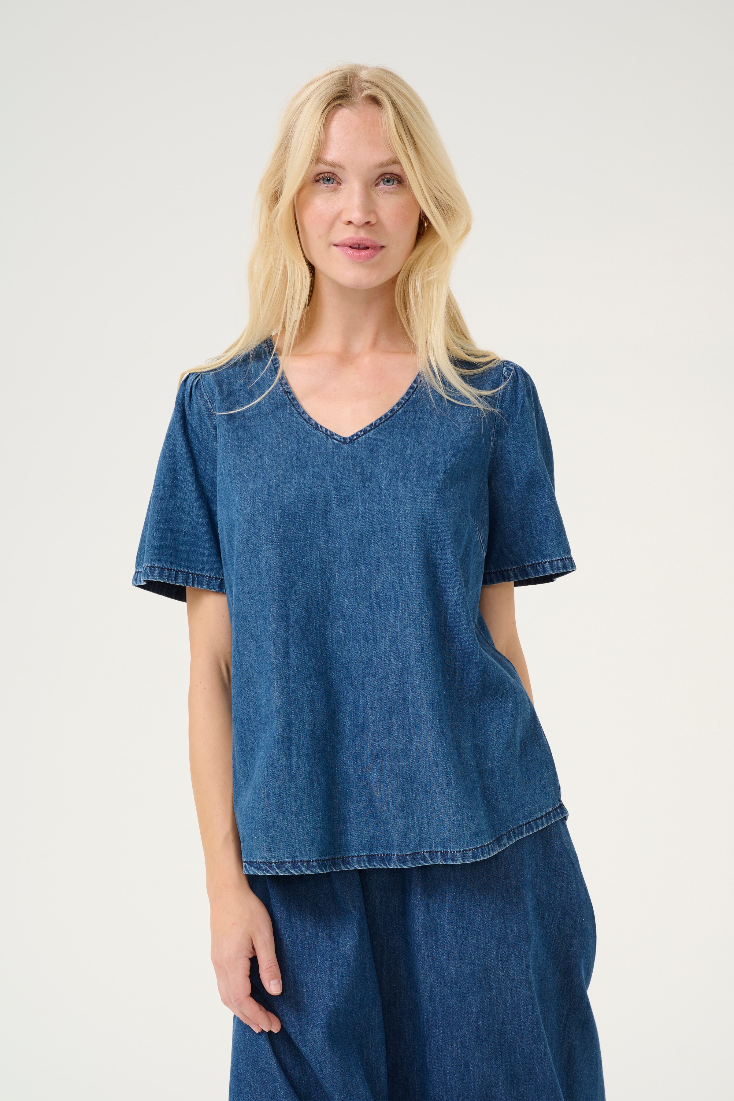 CUlivie Blus LOOKBOOK FRONT 50111529-500029