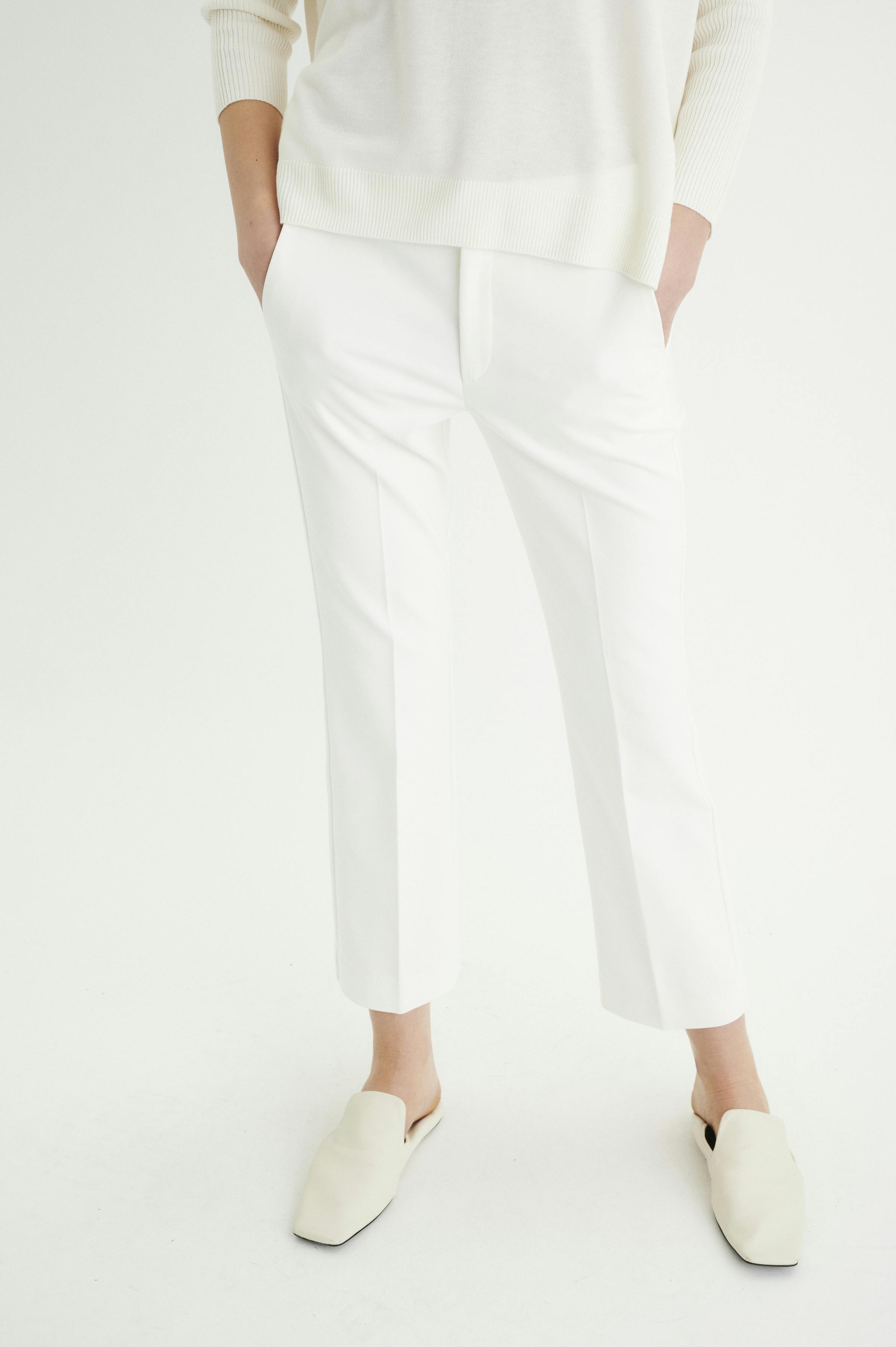 ZellaIW Trousers LOOKBOOK FRONT 30104595-110701