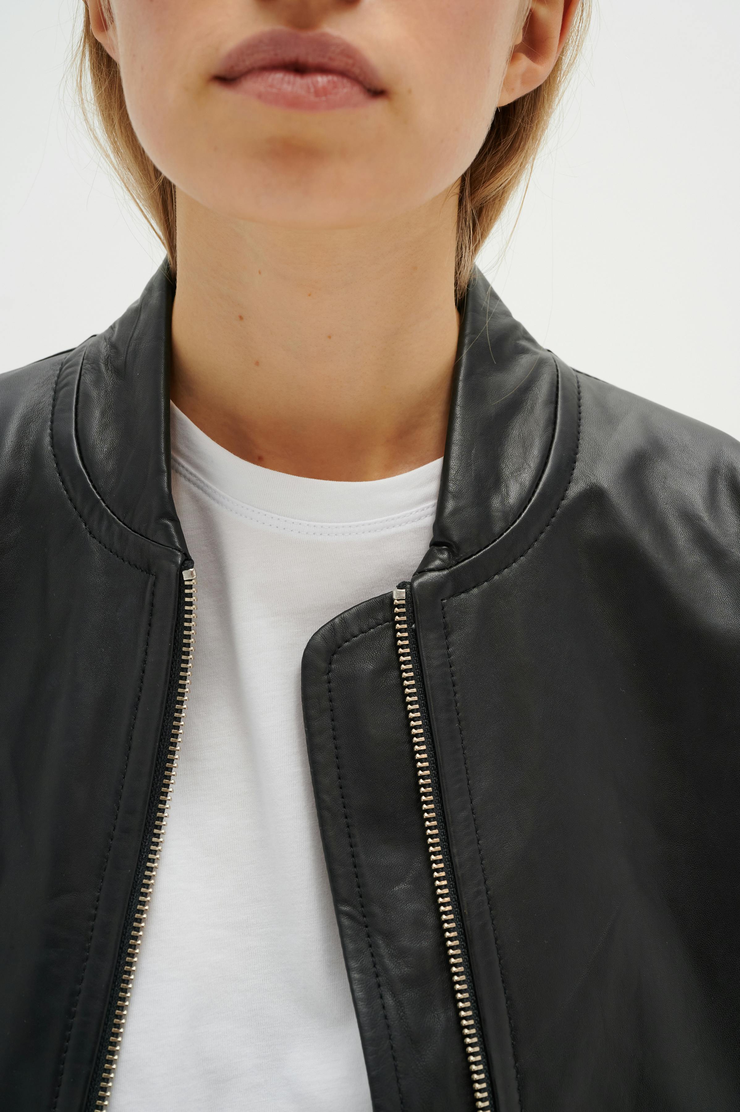 BelukaIW Outerwear LOOKBOOK DETAIL 30108923-194008