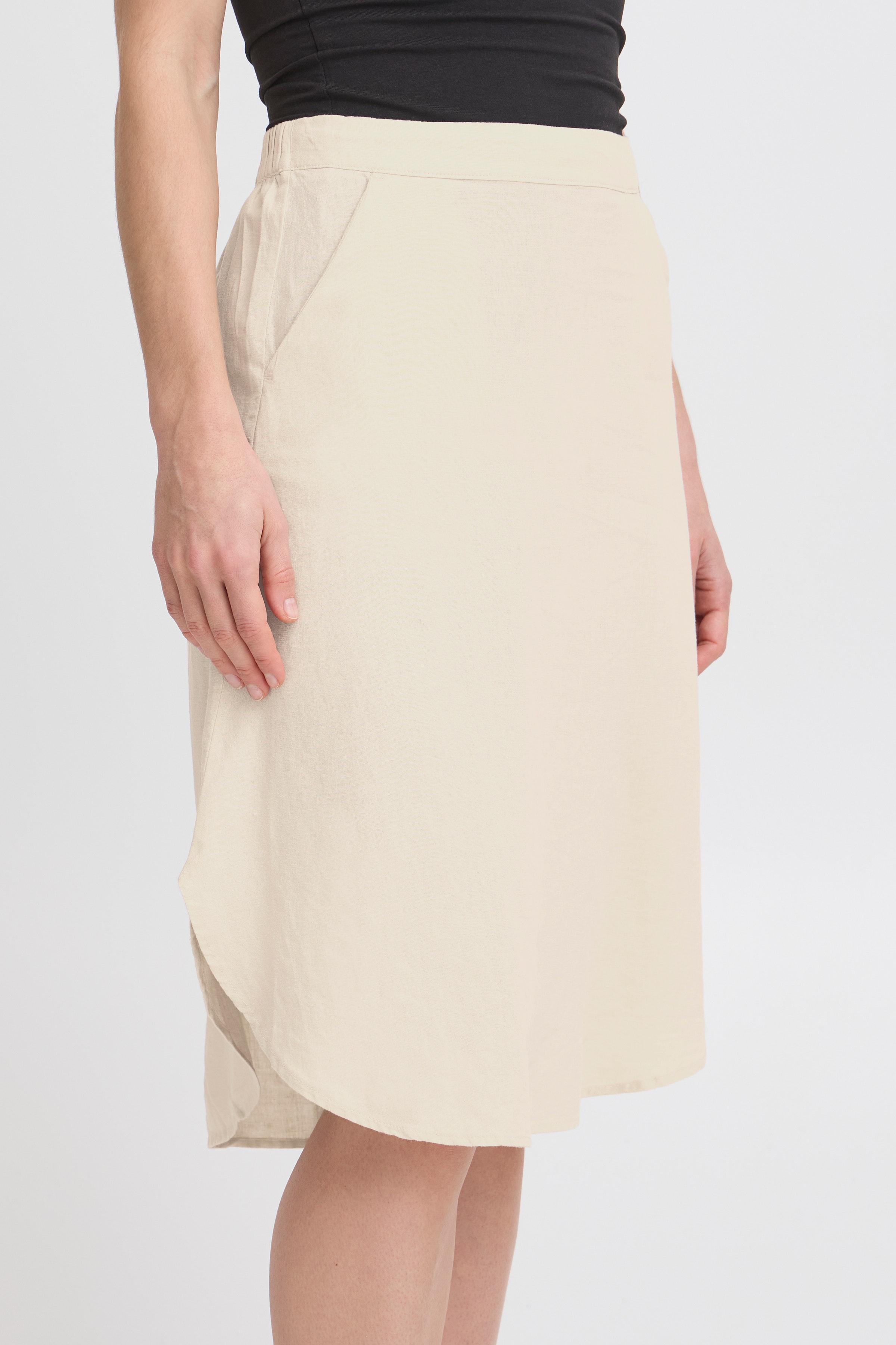BYFALAKKA Skjørt LOOKBOOK DETAIL 20812879-135304