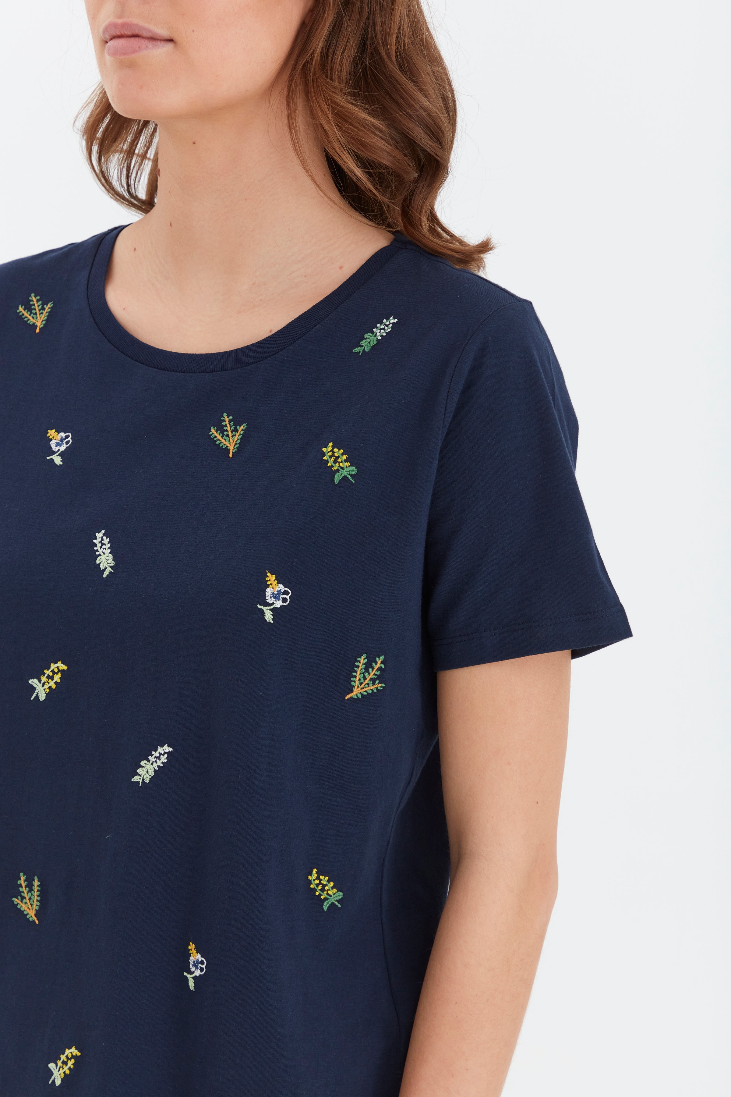 T-shirt LOOKBOOK DETAIL 20609869-193923