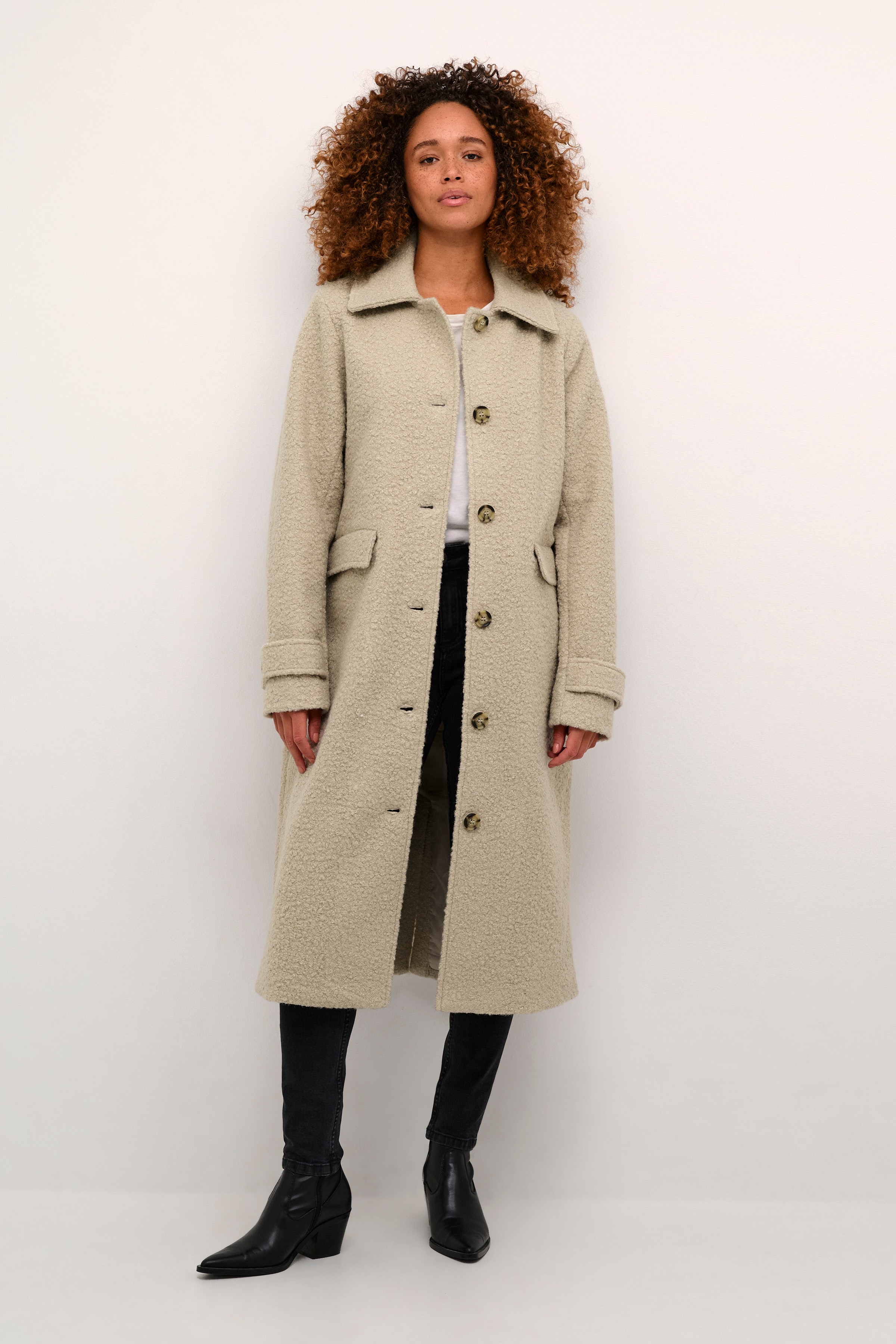 KAannelise Coat LOOKBOOK FRONT 10508770-151305