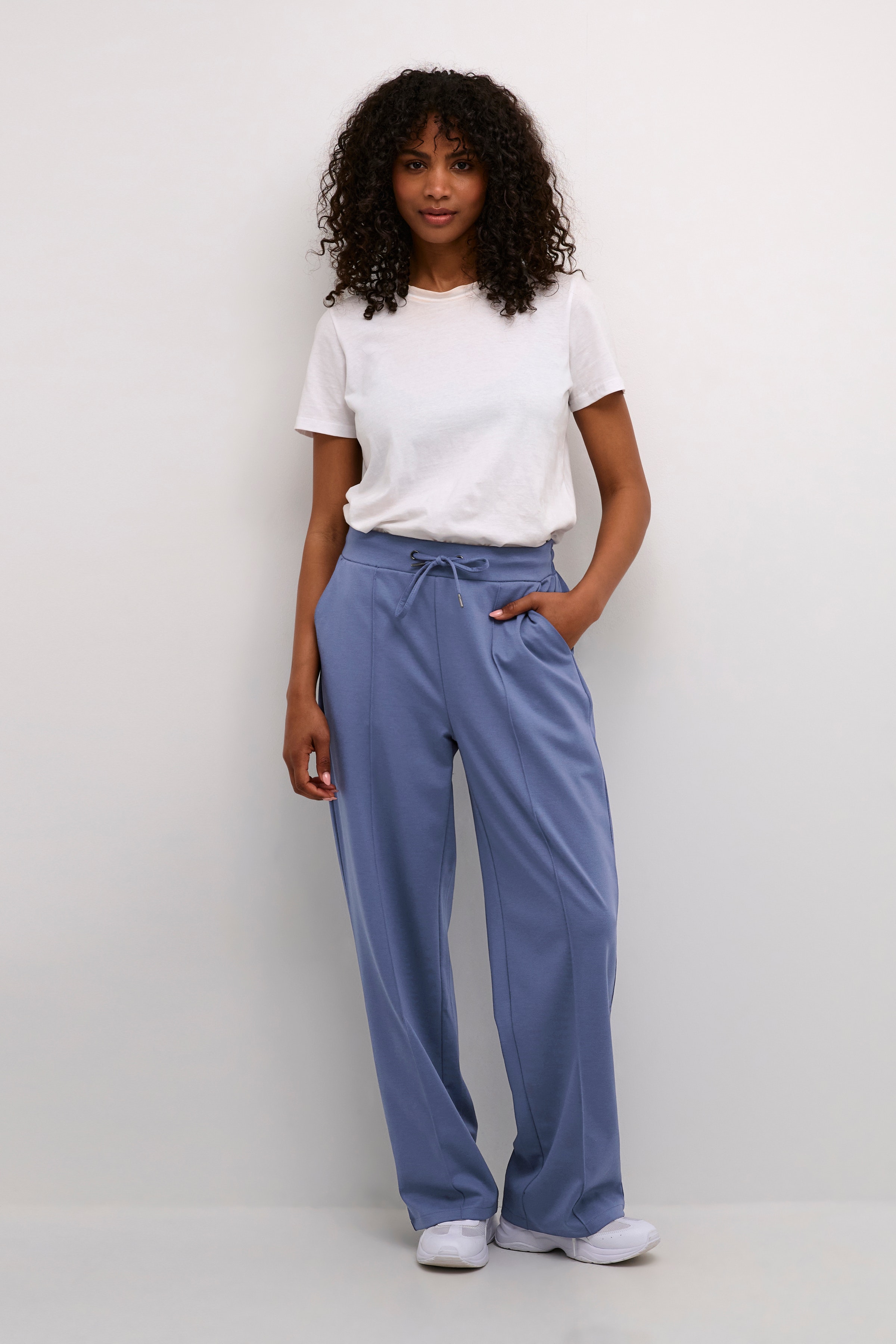 KAjenny Trousers LOOKBOOK FRONT 10508621-193928