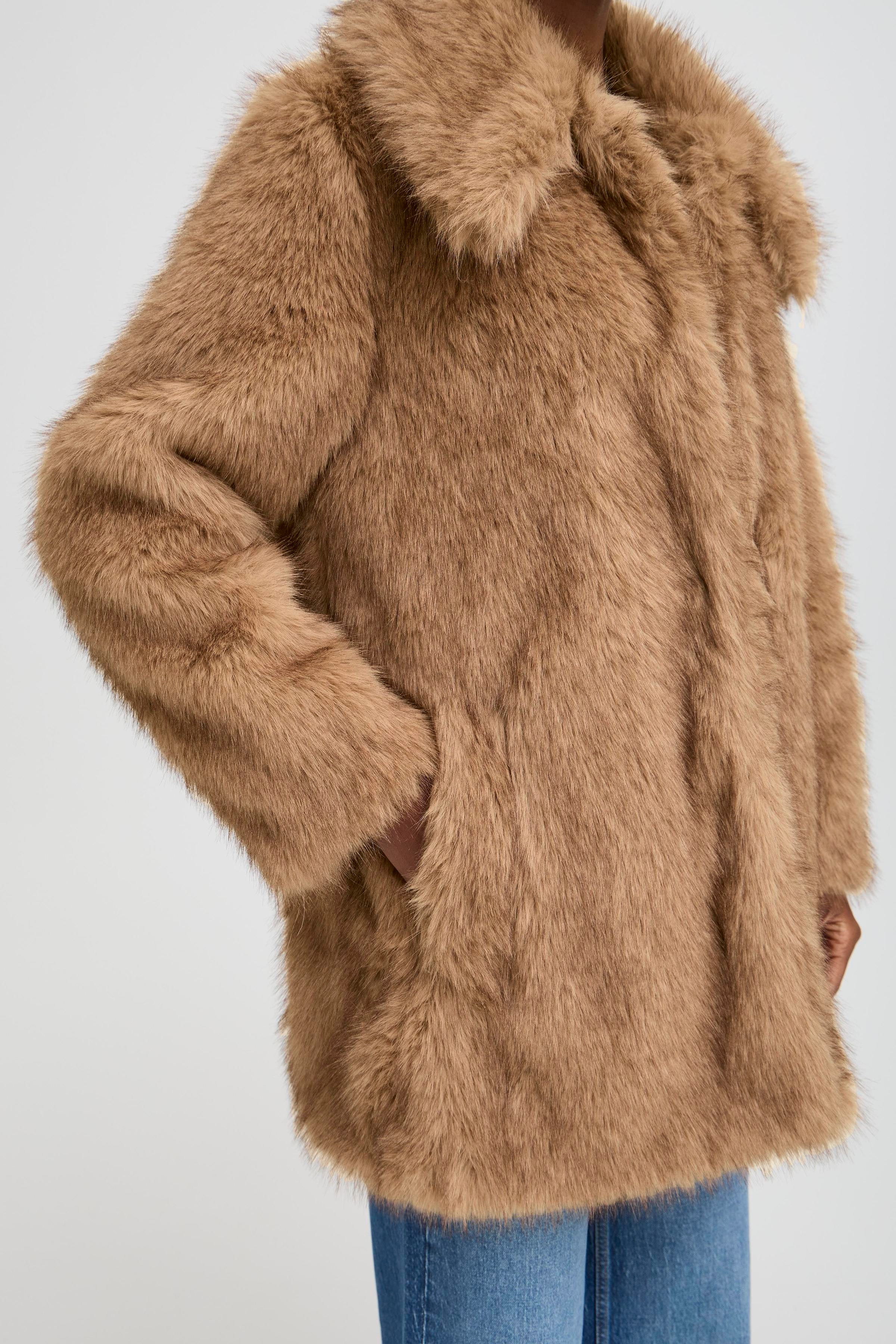 BYAKAJA Coat LOOKBOOK DETAIL 20816970-1710381