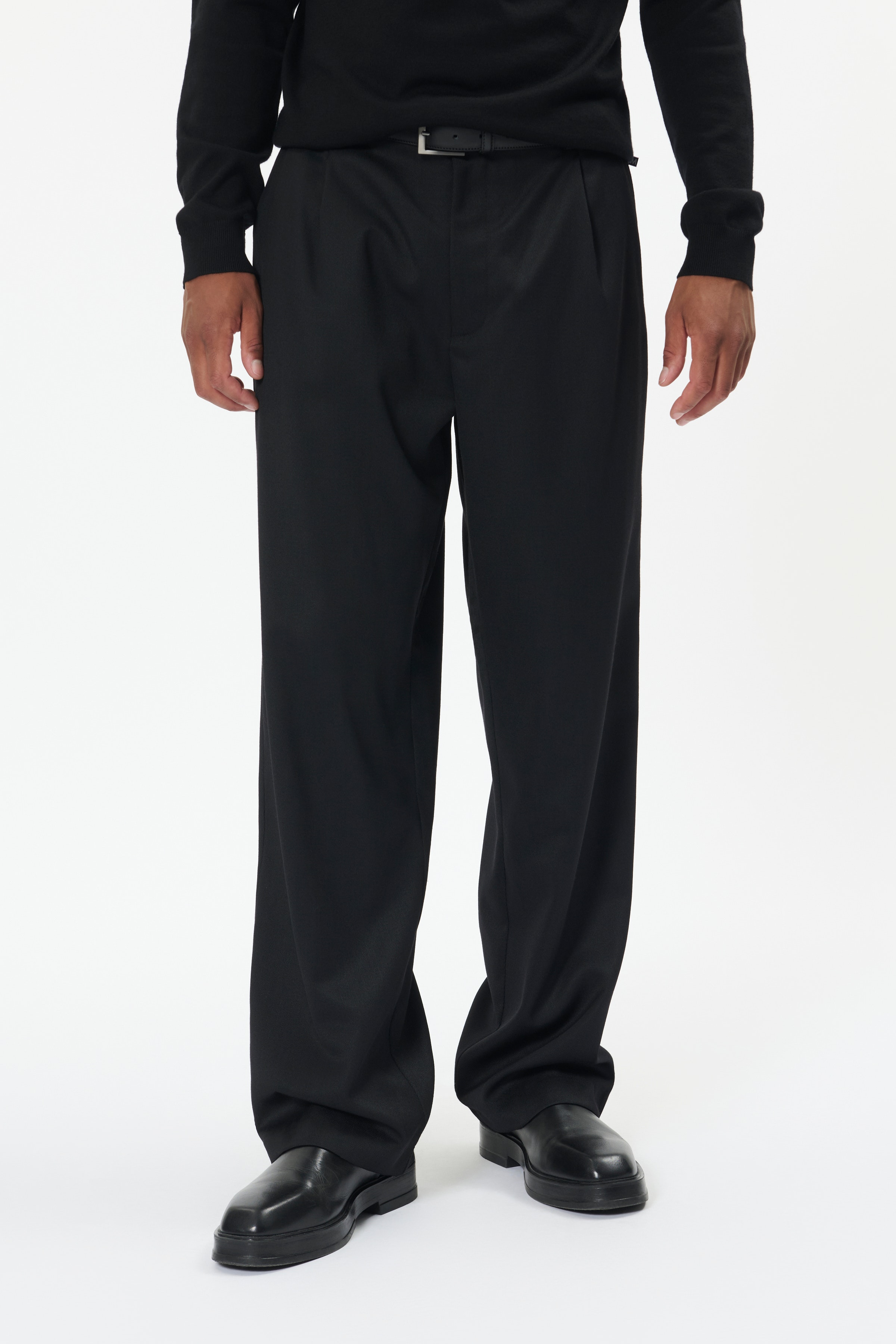 MAchino Hose LOOKBOOK FRONT 30208810-300275