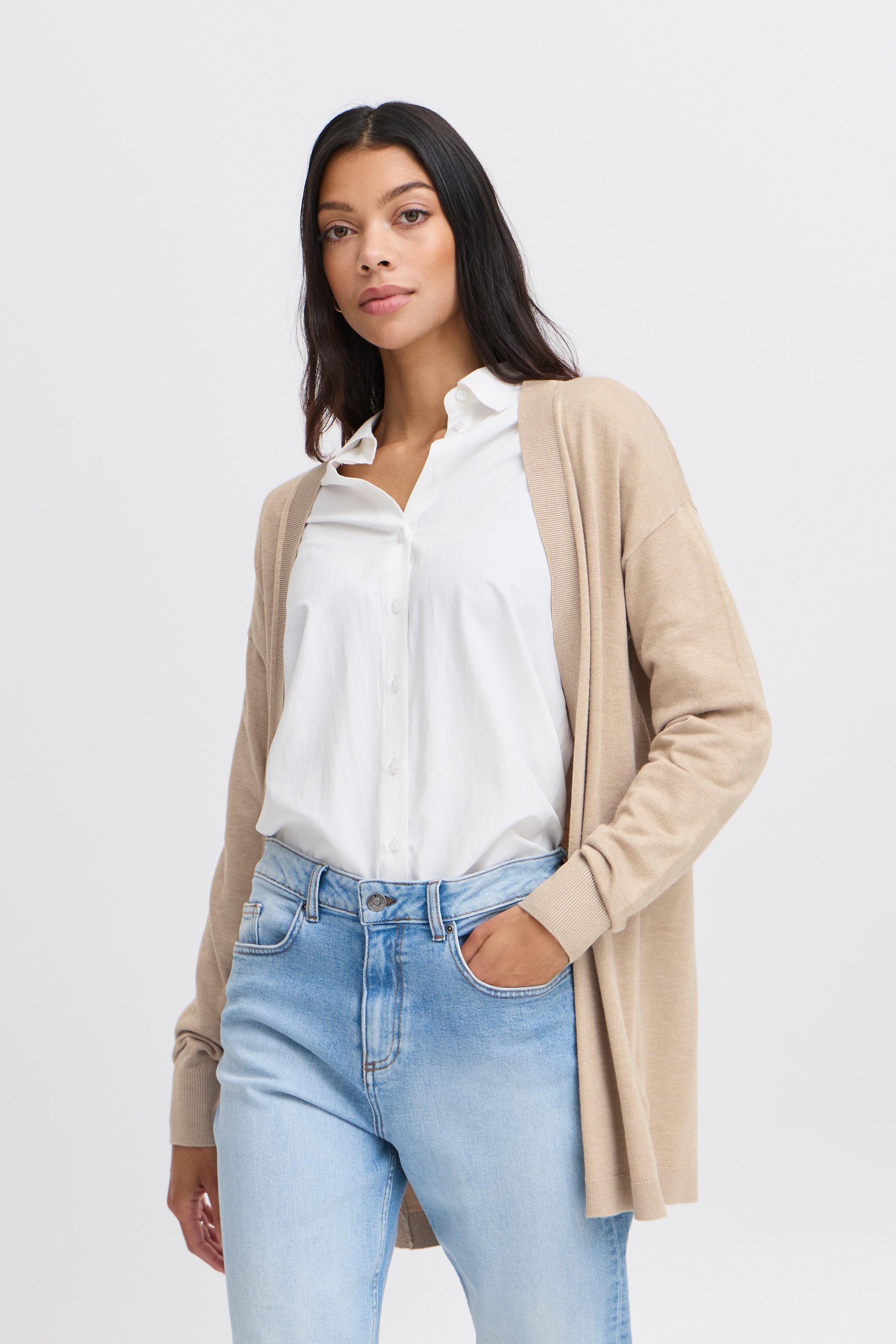 BYMMORLA Cardigan LOOKBOOK FRONT 20814392-1513041