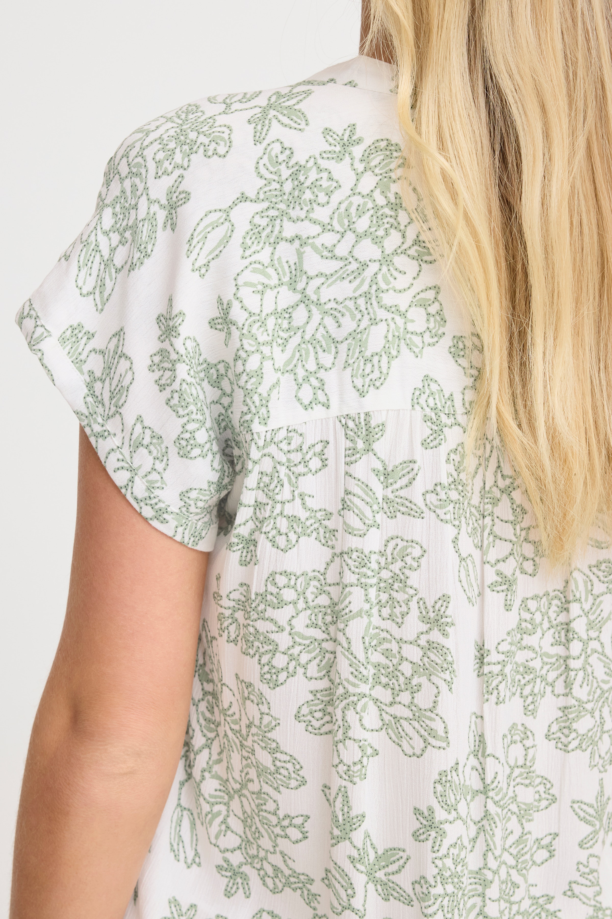 FREASE Bluse LOOKBOOK DETAIL 20615597-204726