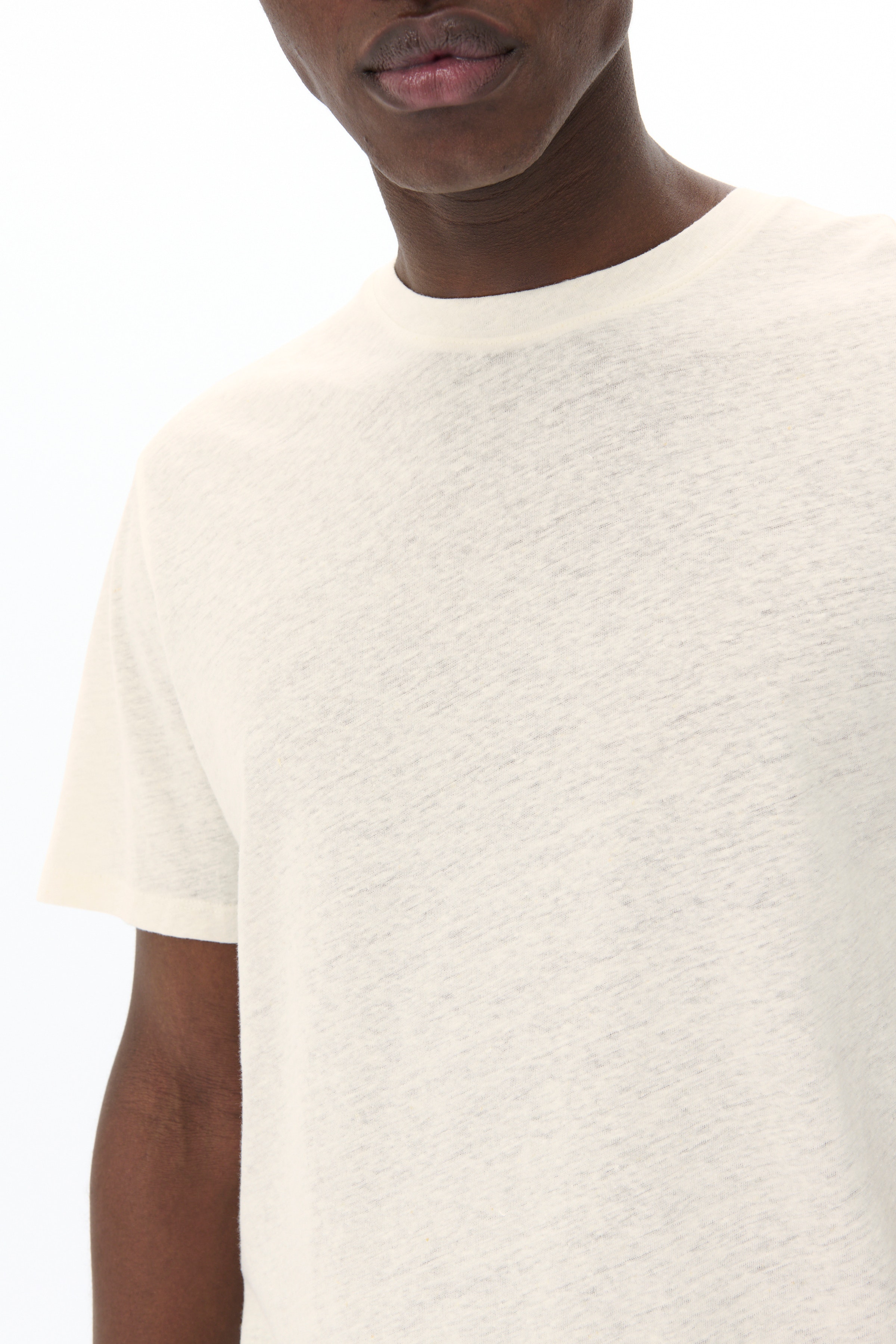 MAjerod T-shirt LOOKBOOK DETAIL 30207372-110104