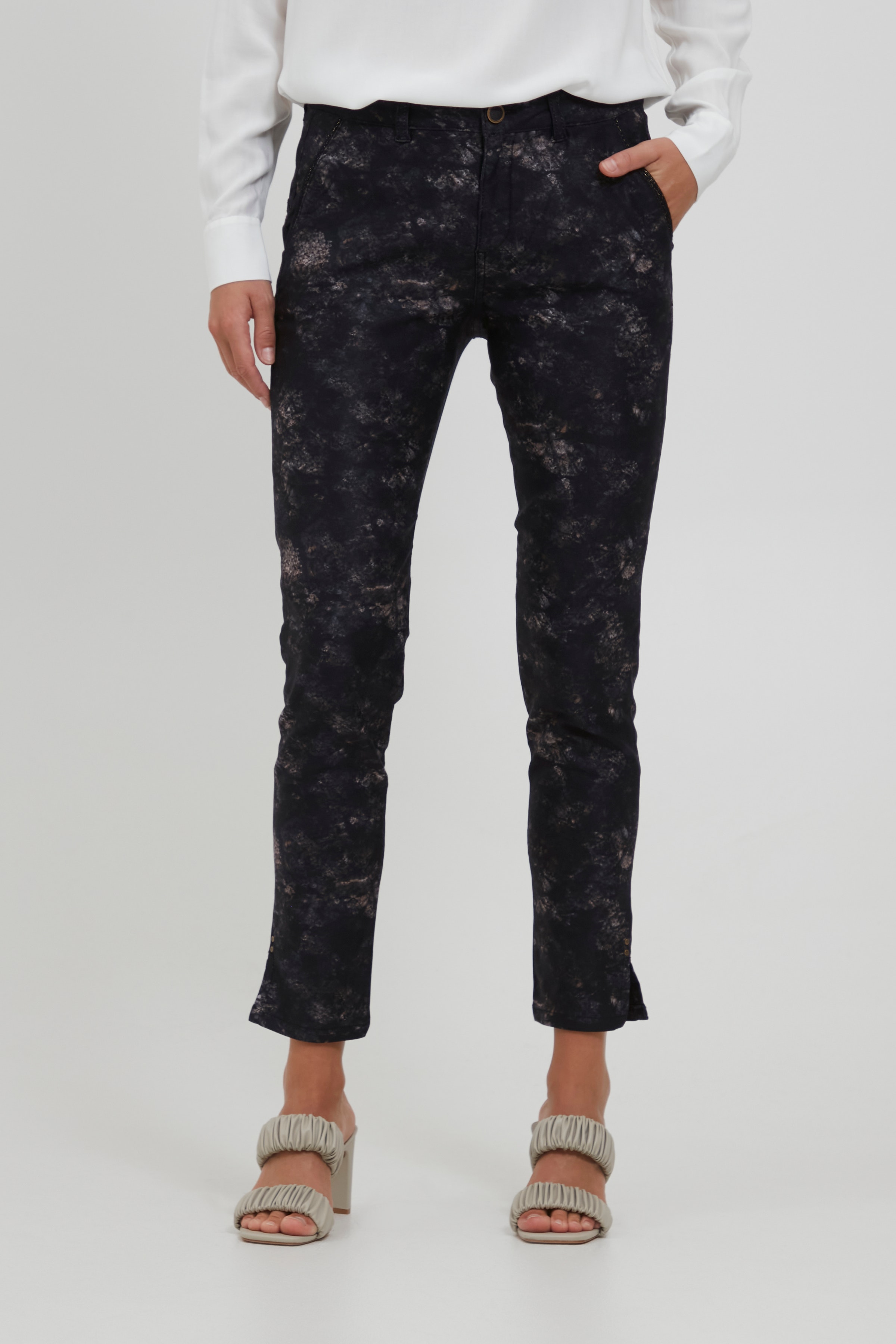 Casual byxor LOOKBOOK FRONT 20404111-200157
