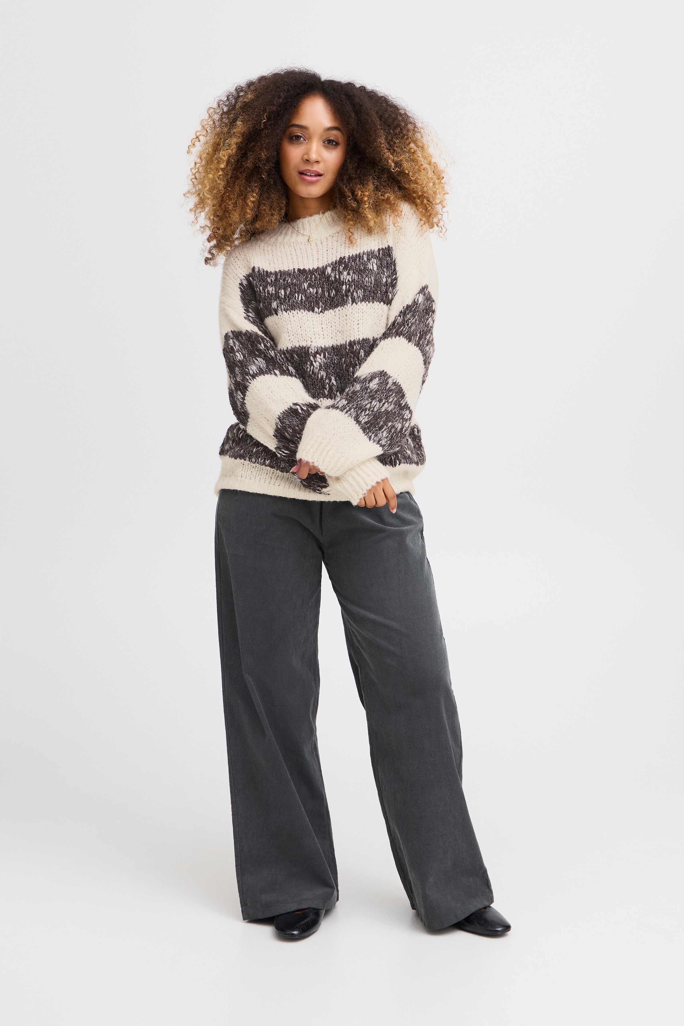 SBAUGUSTAA Pullover LOOKBOOK FRONT 22100718-190303