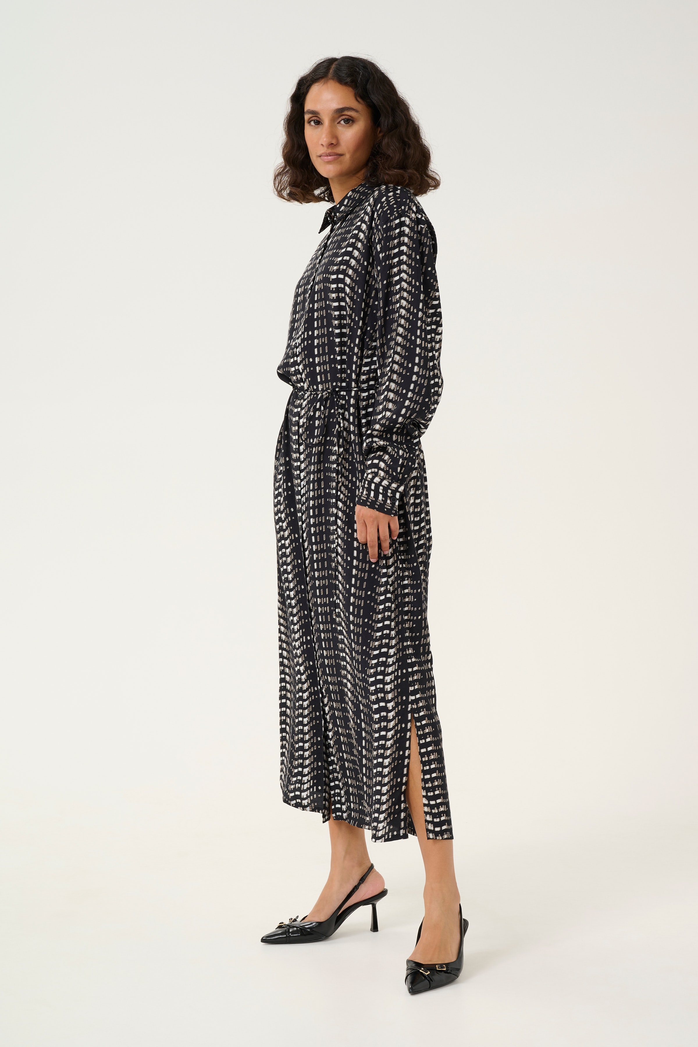 KAalice Kjole LOOKBOOK FRONT 10509401-106972