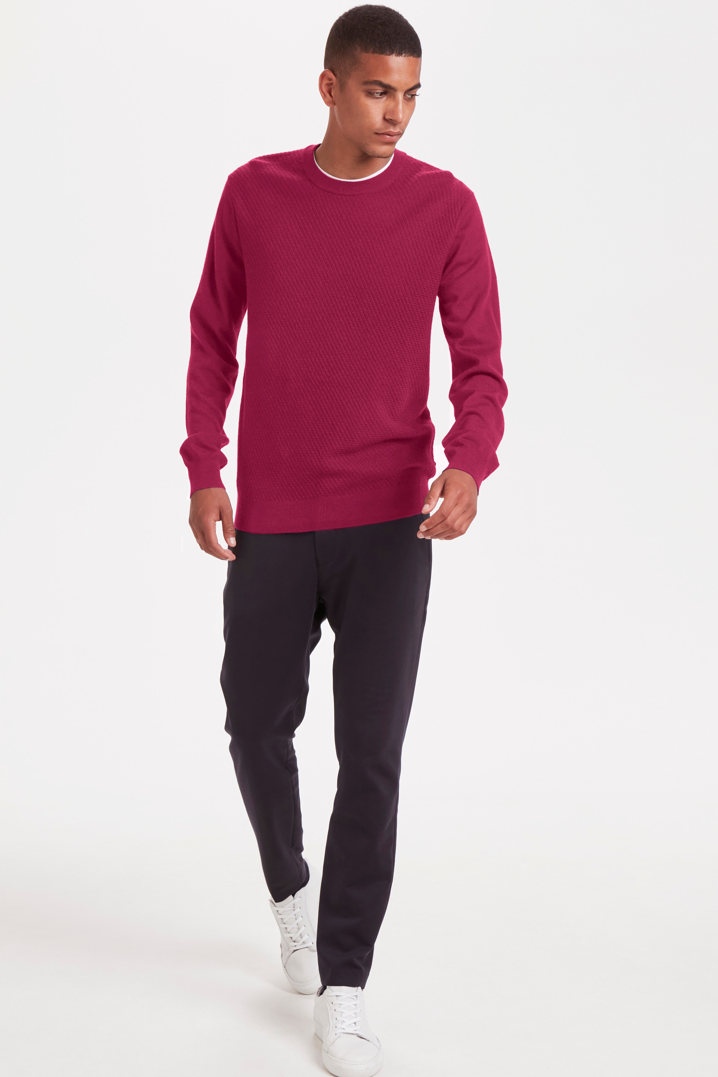 Triton Pullover LOOKBOOK FRONT 30203223-27511