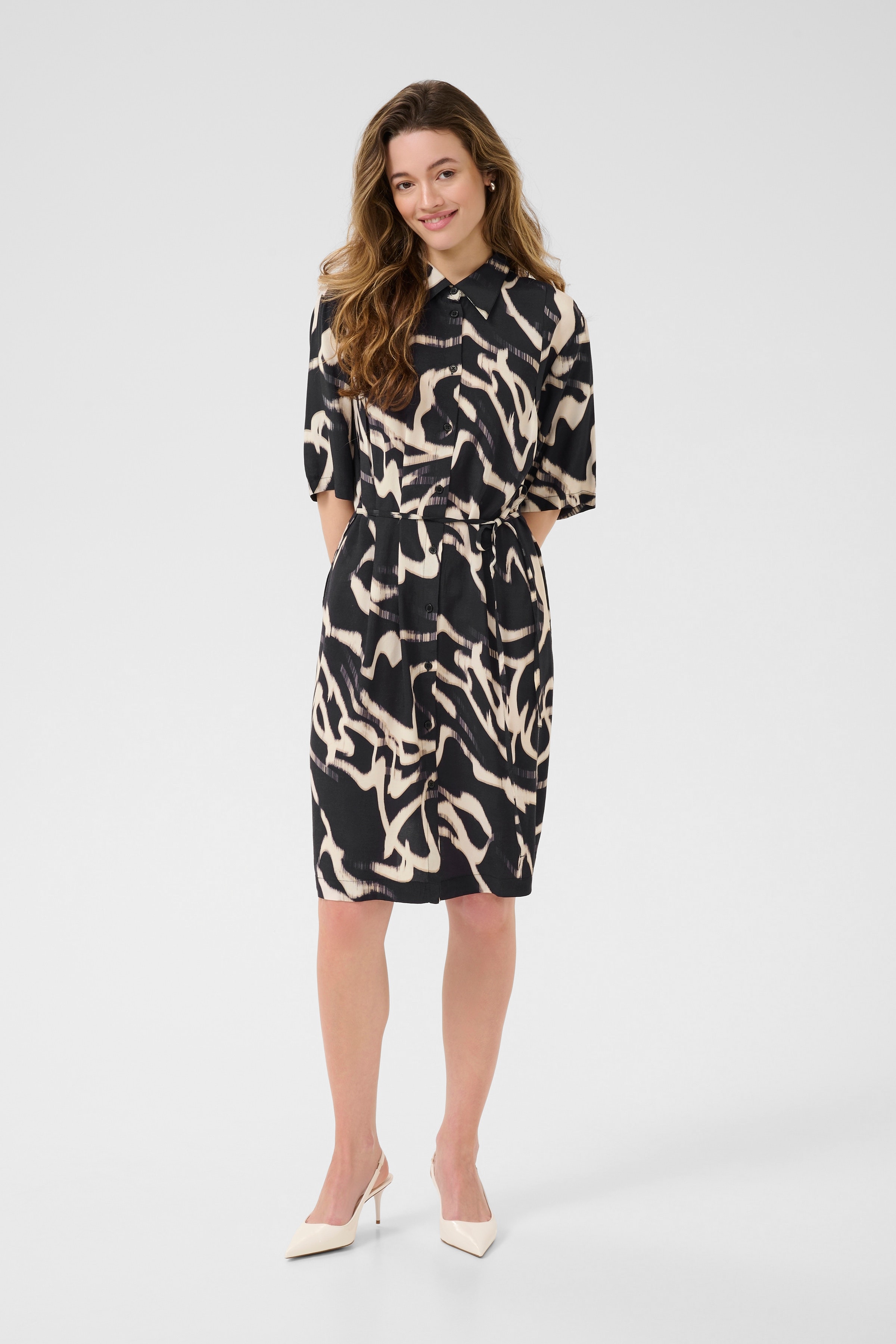 KAmartha Jurk LOOKBOOK FRONT 10510099-107701