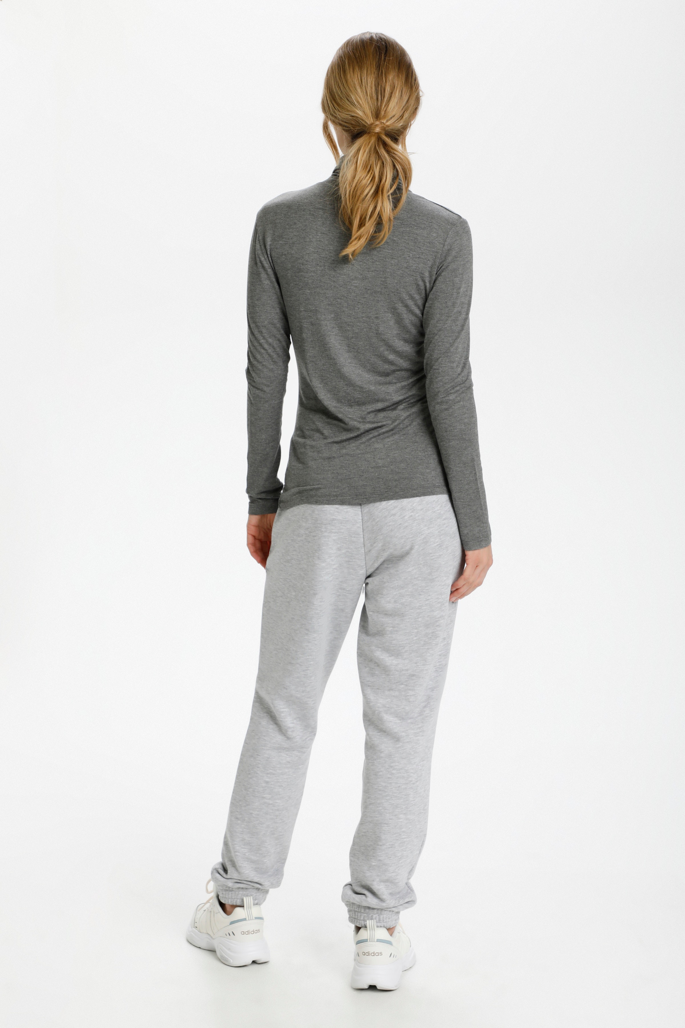 Yoko Pullover LOOKBOOK BACK 10502810-100125