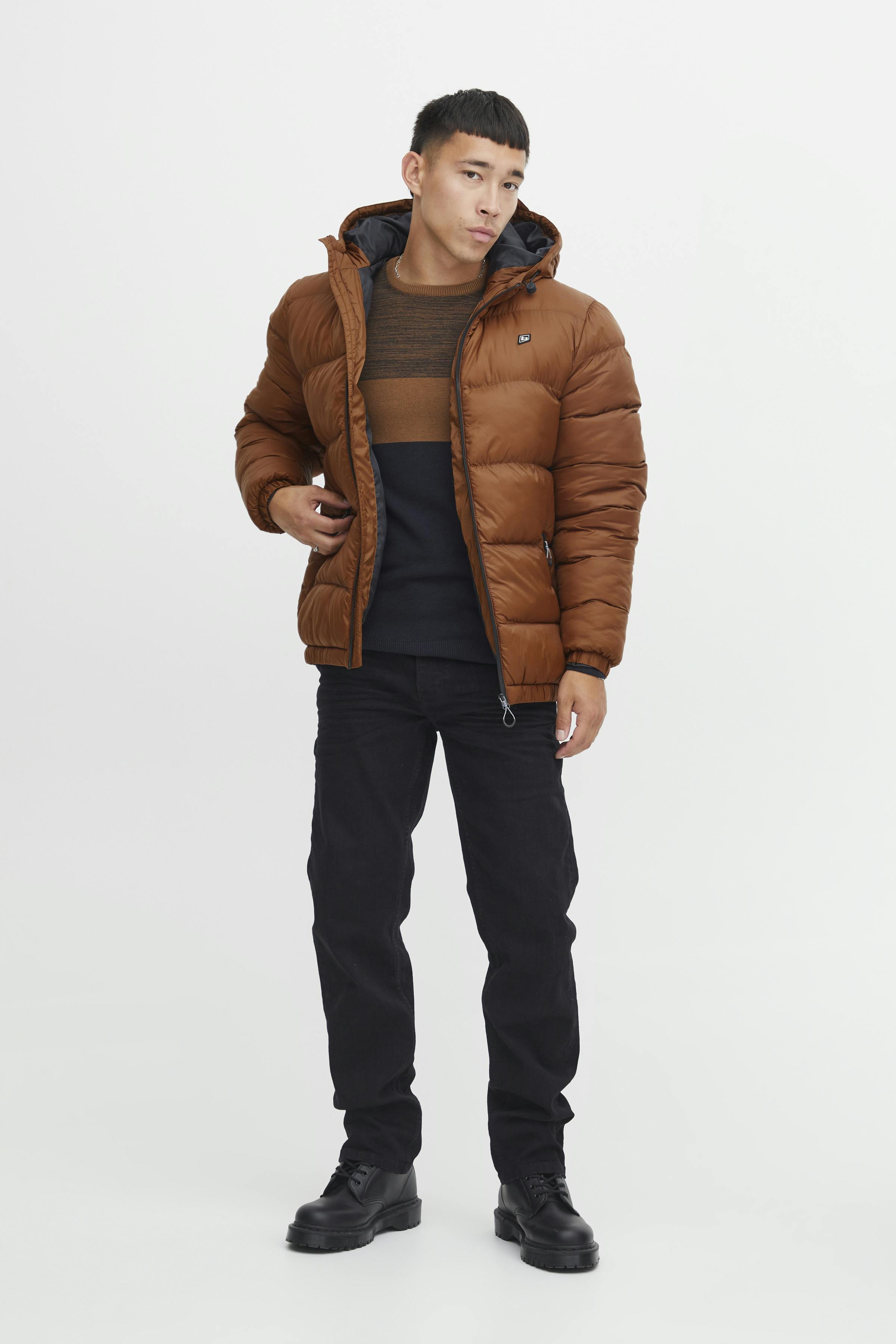 Outerwear LOOKBOOK FRONT 20714372-181031