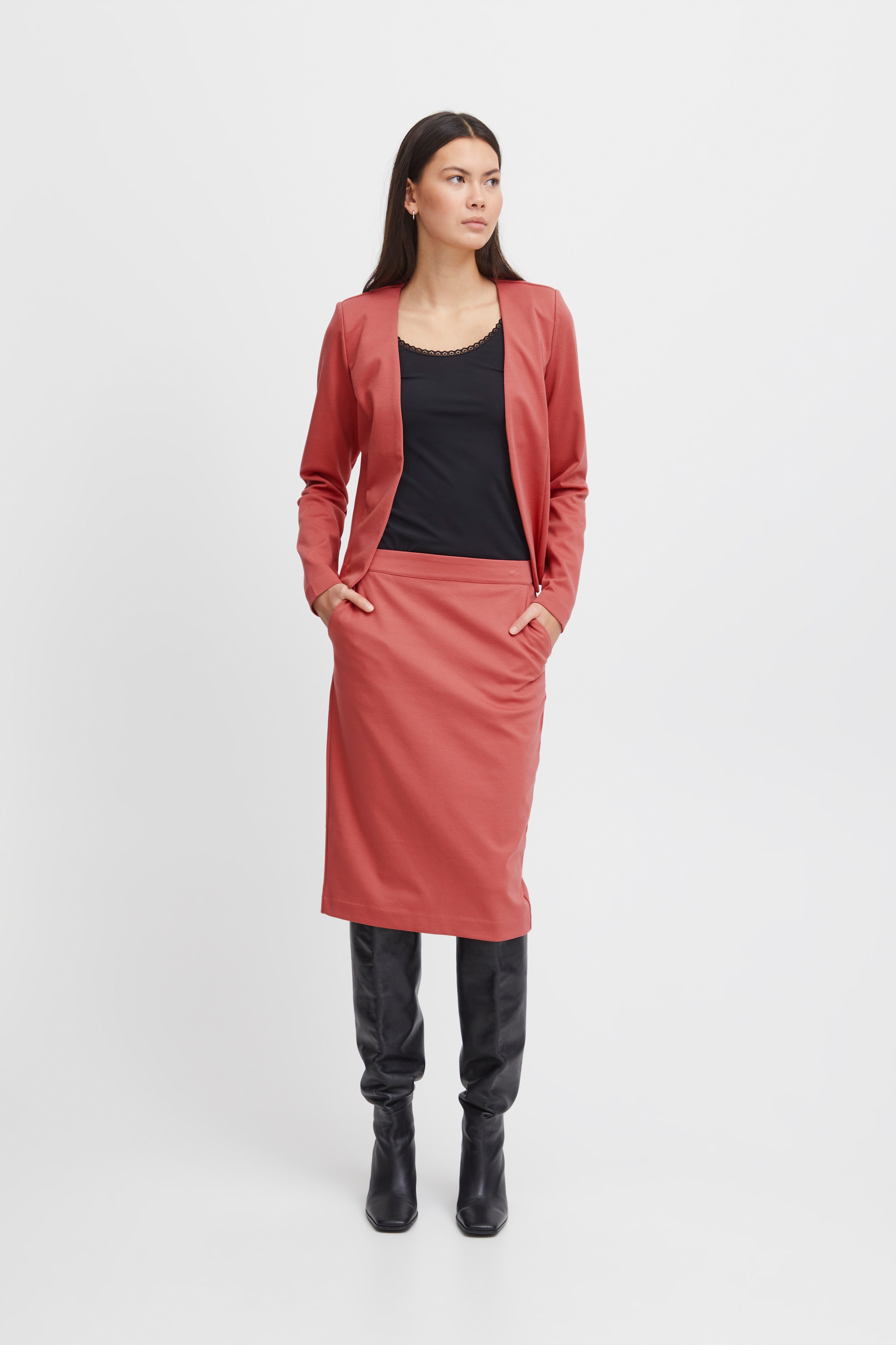 IHKATE Skjørt LOOKBOOK FRONT 20118160-171537