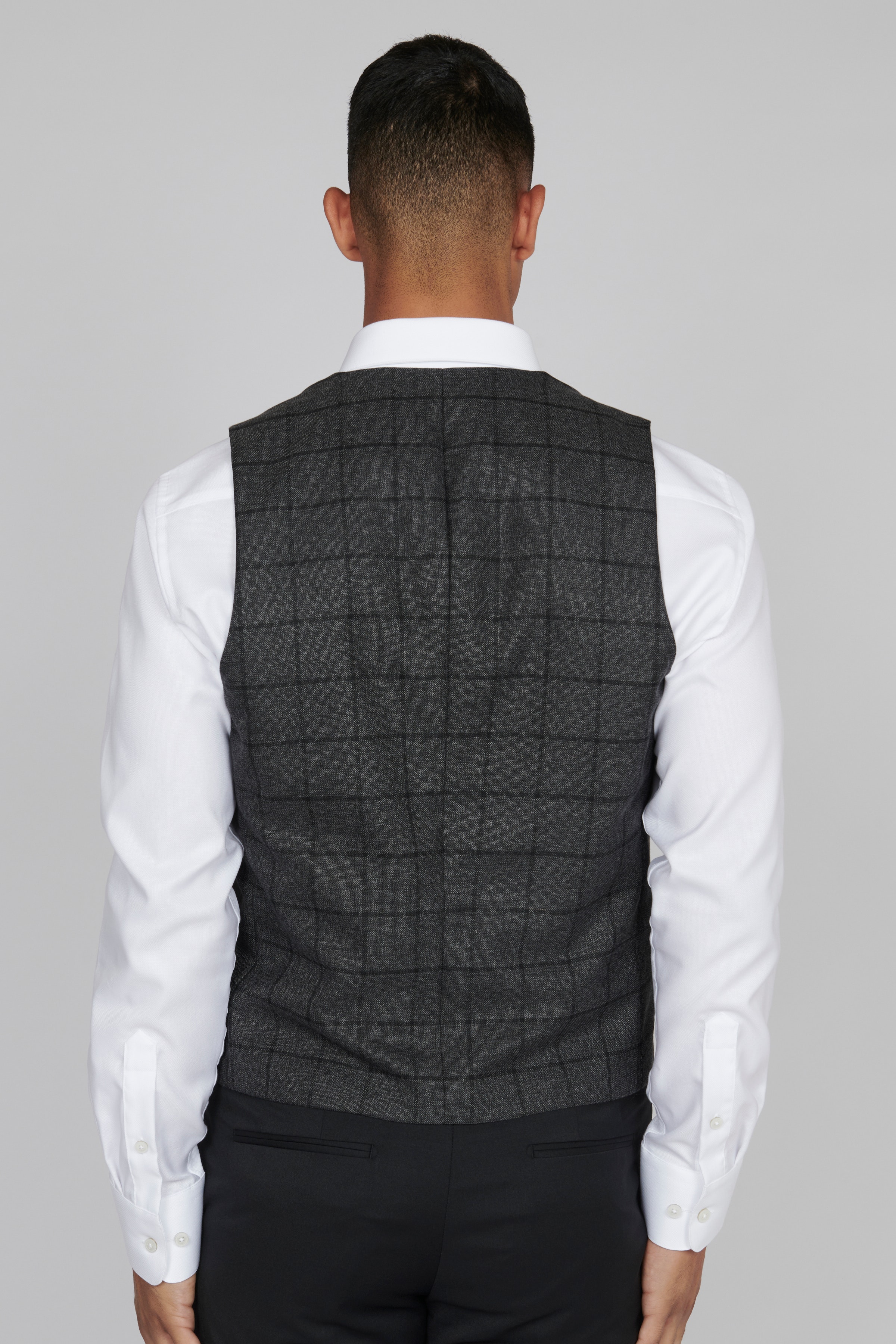 MAbreck Waistcoat LOOKBOOK BACK 30206506-300270