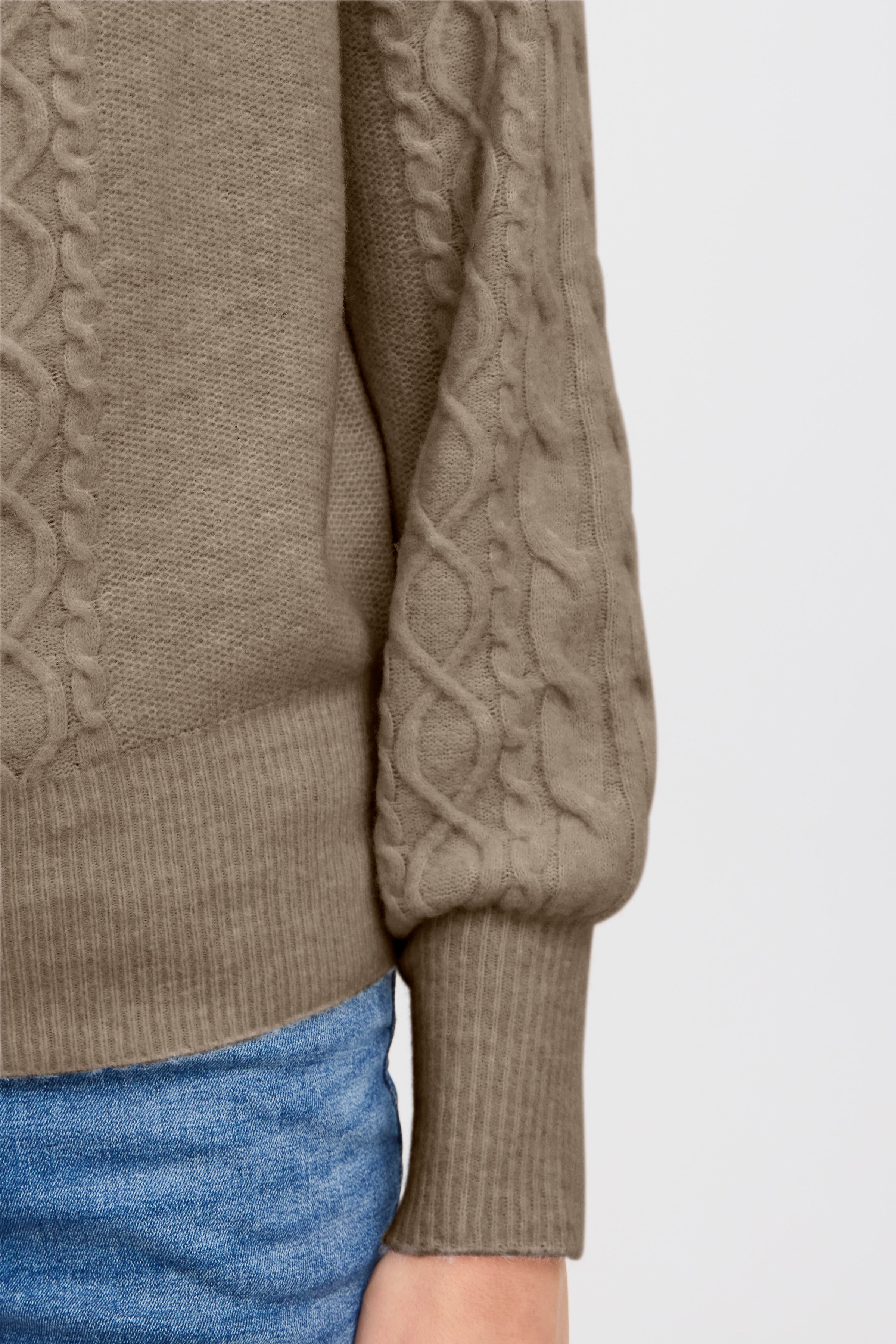 IHLIYANNA Pullover LOOKBOOK DETAIL 20121567-171212