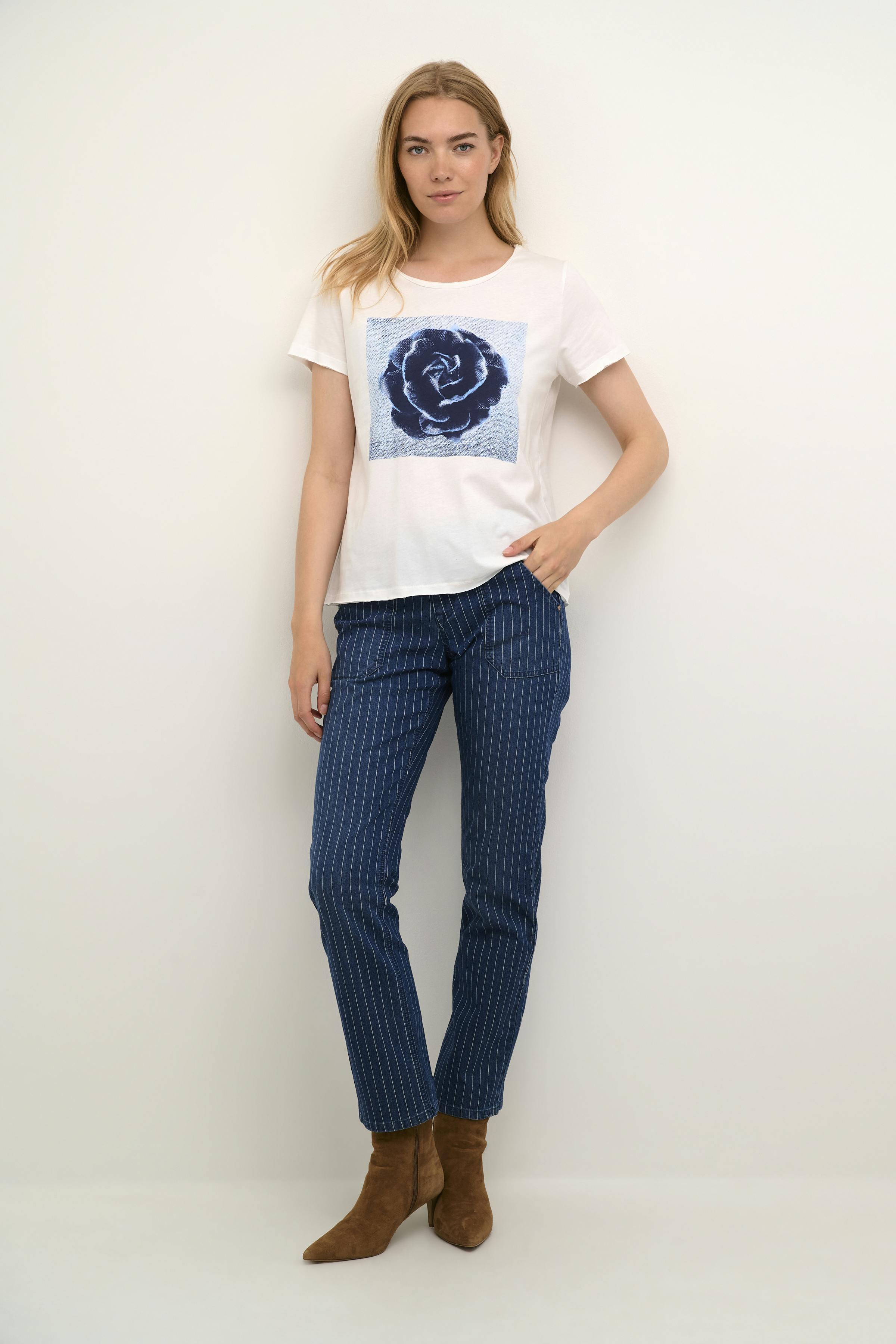 CRKaren T-shirt LOOKBOOK FRONT 10612371-105621